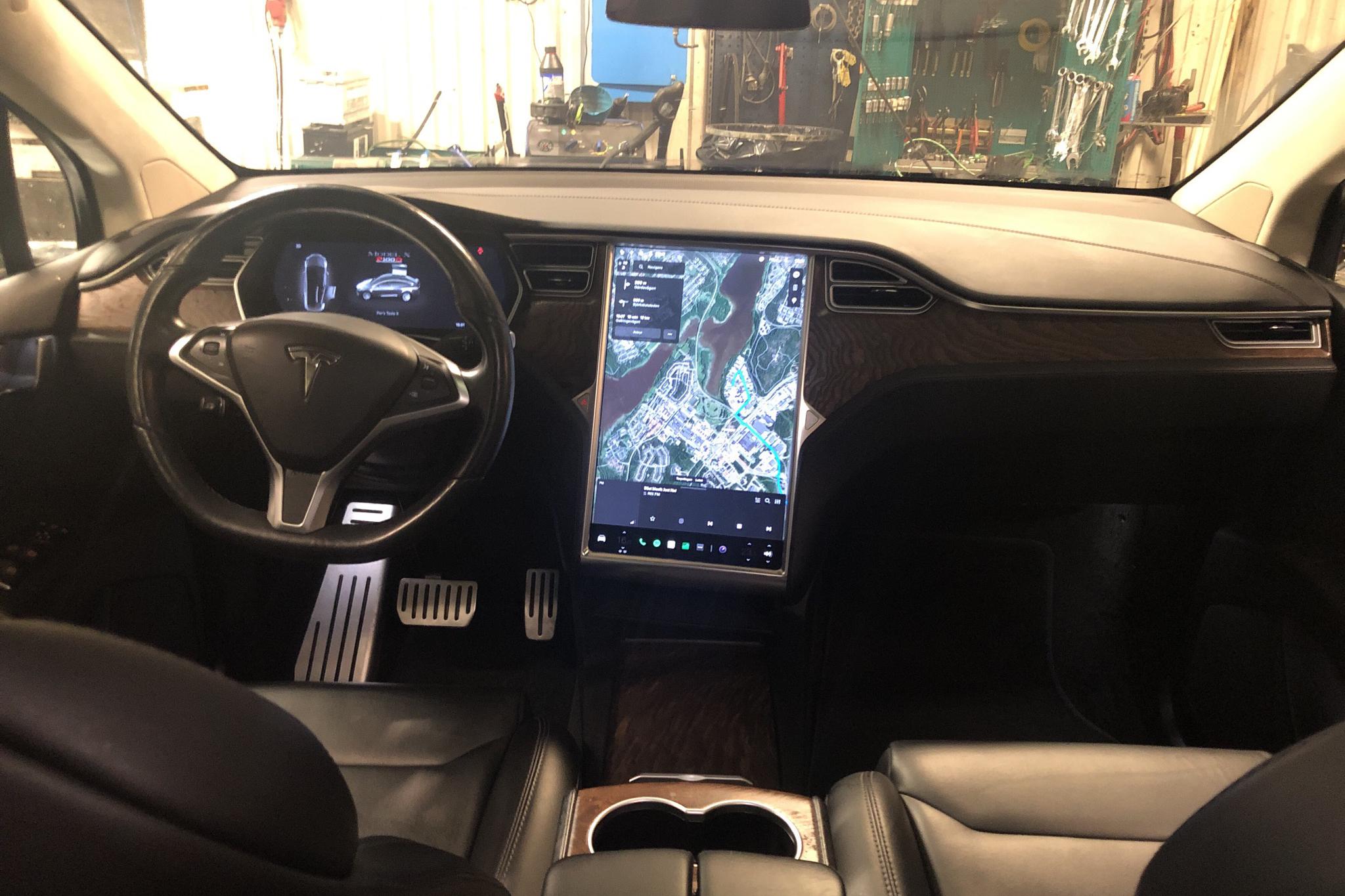Tesla Model X P100D - 14 681 mil - Automat - grå - 2018