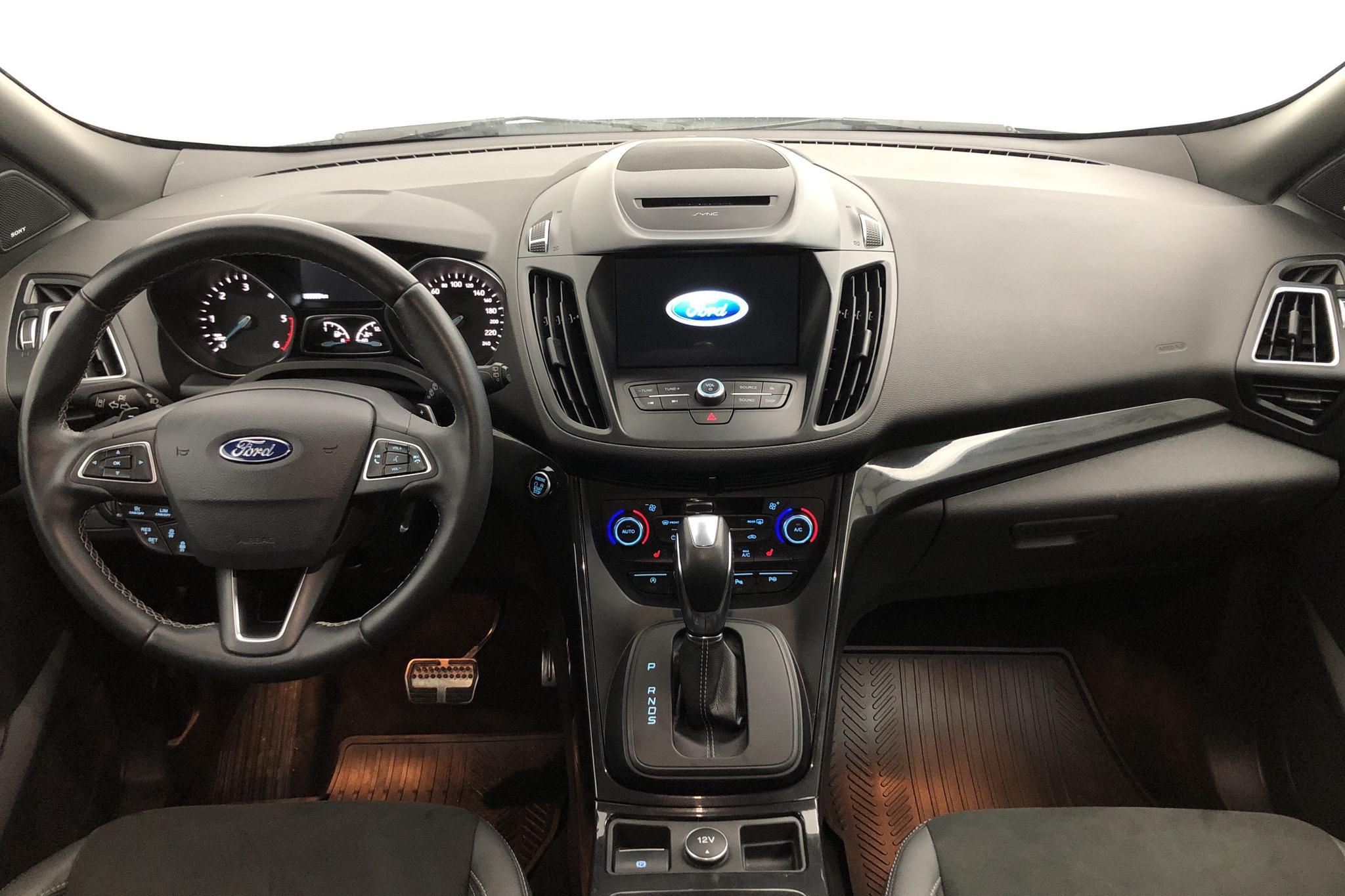 Ford Kuga 2.0 TDCi AWD (180hk) - 6 054 mil - Automat - vit - 2018