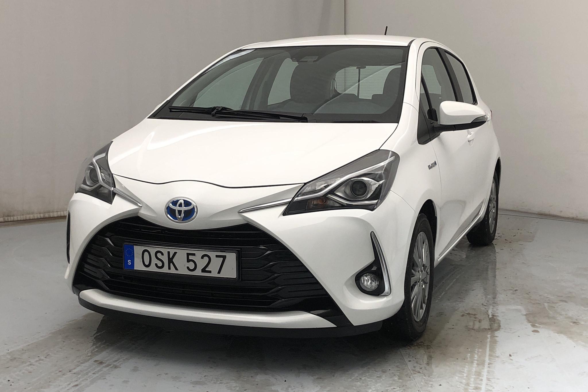 Toyota Yaris 1.5 Hybrid 5dr (101hk) - 26 720 km - Automatic - white - 2018