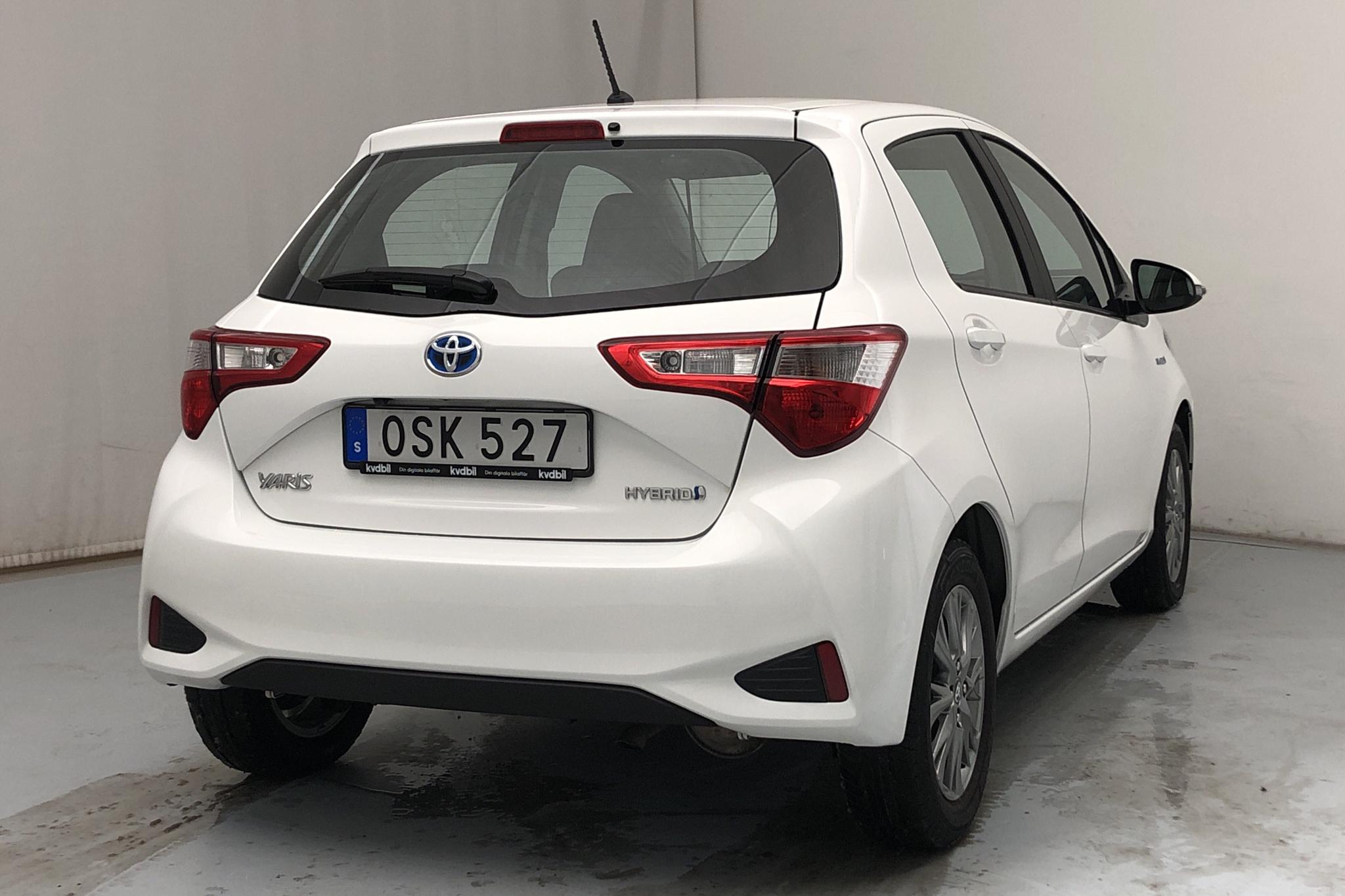 Toyota Yaris 1.5 Hybrid 5dr (101hk) - 2 672 mil - Automat - vit - 2018