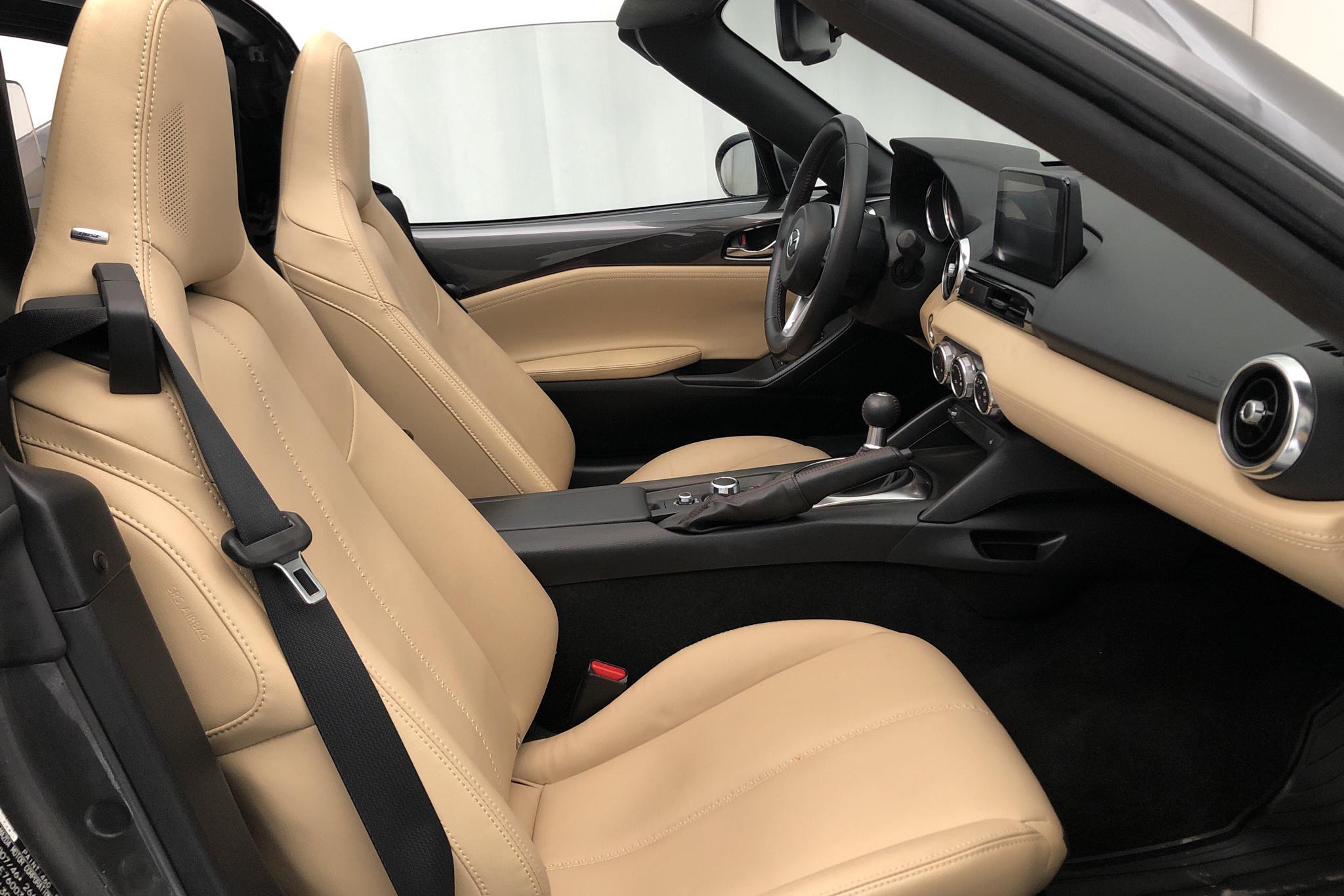 Mazda MX-5 2.0 (160hk) - 3 024 mil - Manuell - grå - 2018