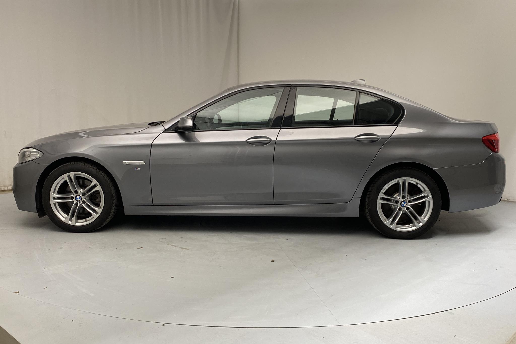 BMW 520d xDrive Sedan, F10 (190hk) - 9 369 mil - Automat - grå - 2016