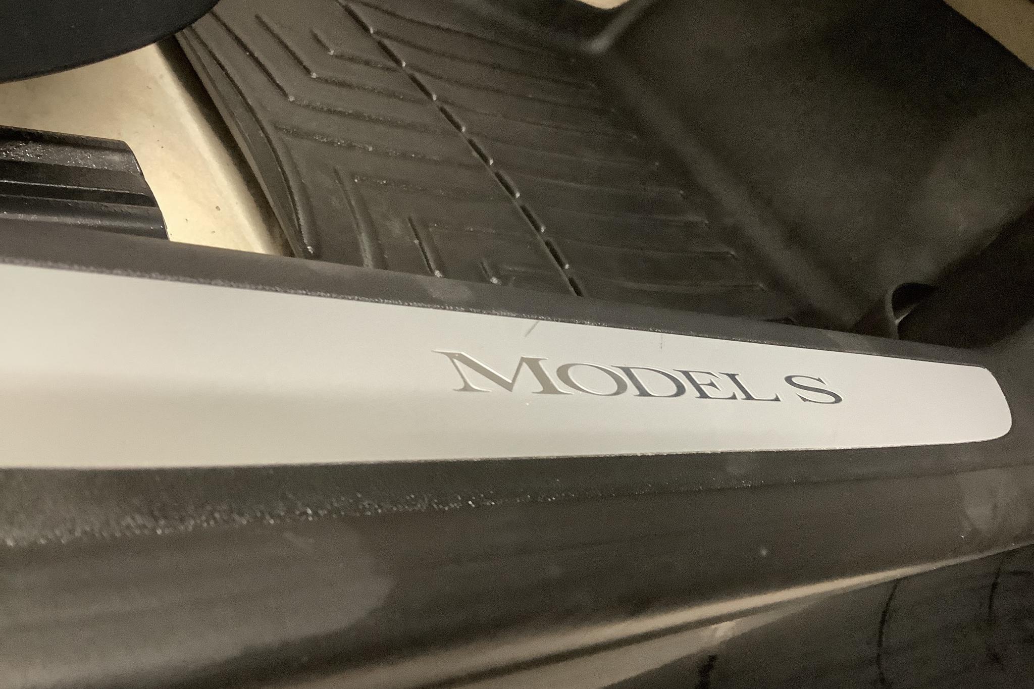 Tesla Model S 75D (525hk) - 72 100 km - Automatic - black - 2018