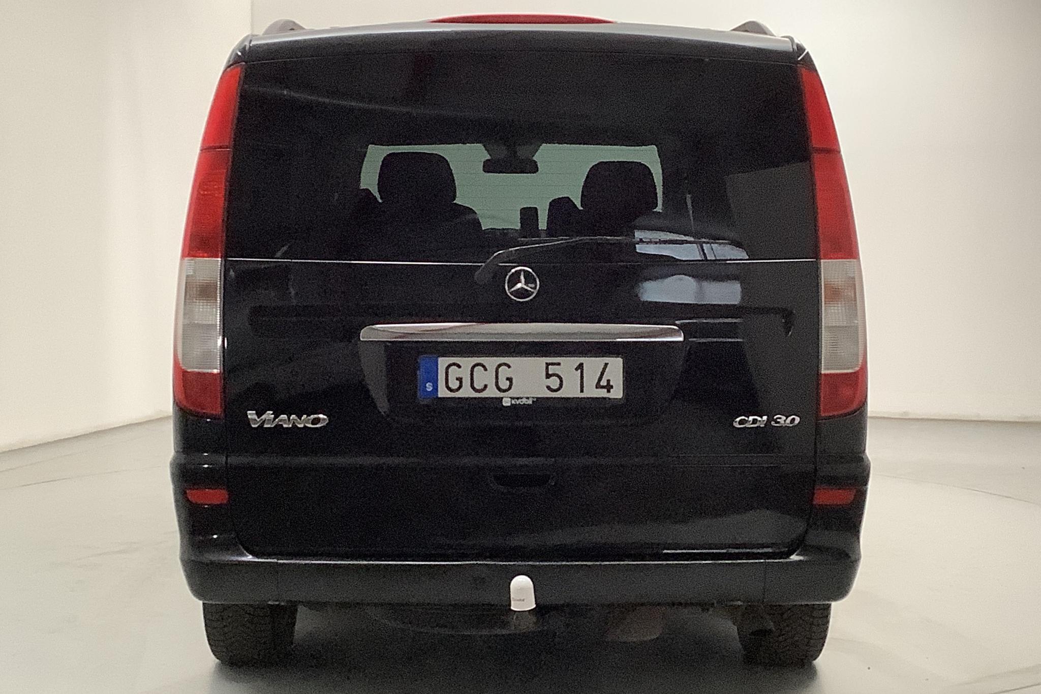Mercedes Viano 3.0 CDI (204hk) - 29 564 mil - Automat - svart - 2008