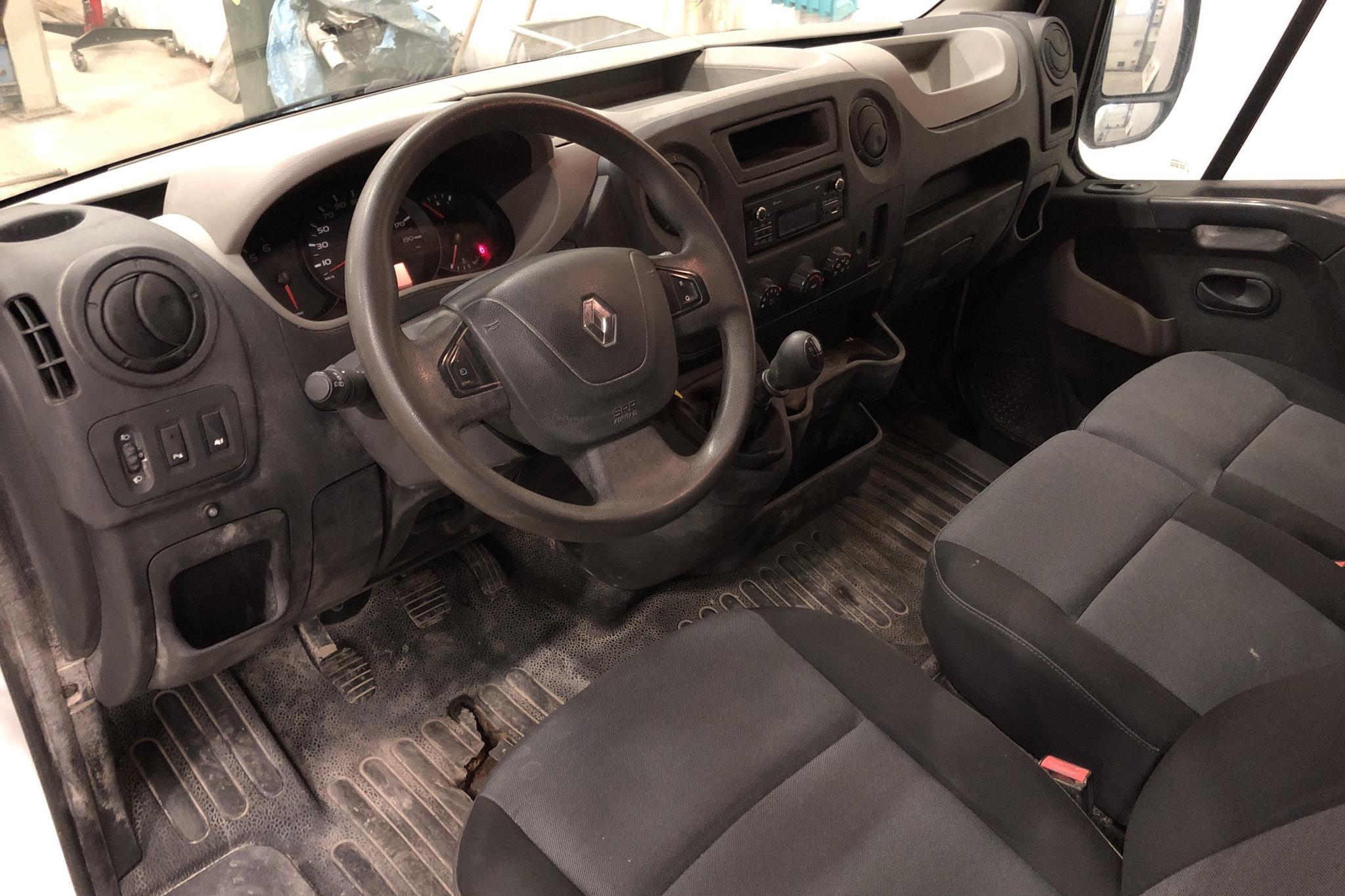 Renault Master 2.3 dCi FAP 2WD (165hk) - 9 244 mil - Manuell - vit - 2016