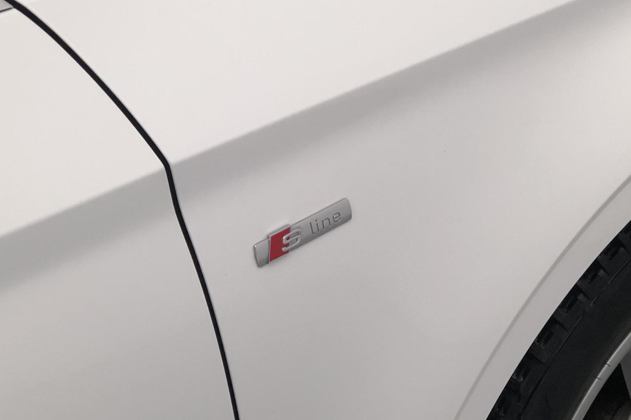 Audi A3 2.0 TDI Sedan (150hk) - 6 736 mil - Automat - vit - 2017