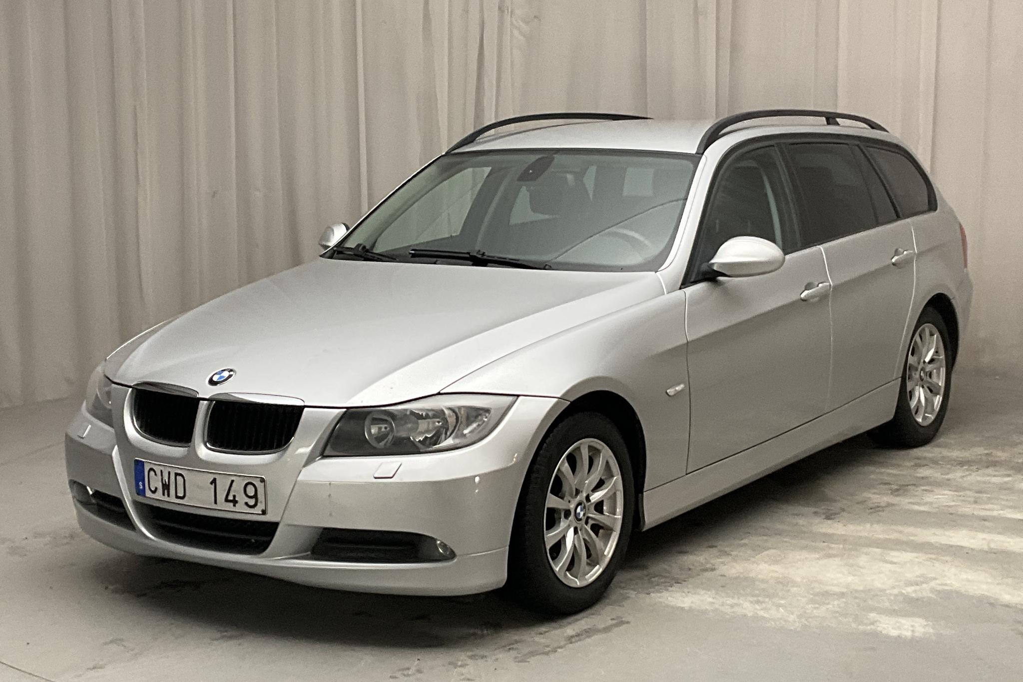 BMW 320i Touring, E91 (170hk) - 150 250 km - Manual - Light Grey - 2008