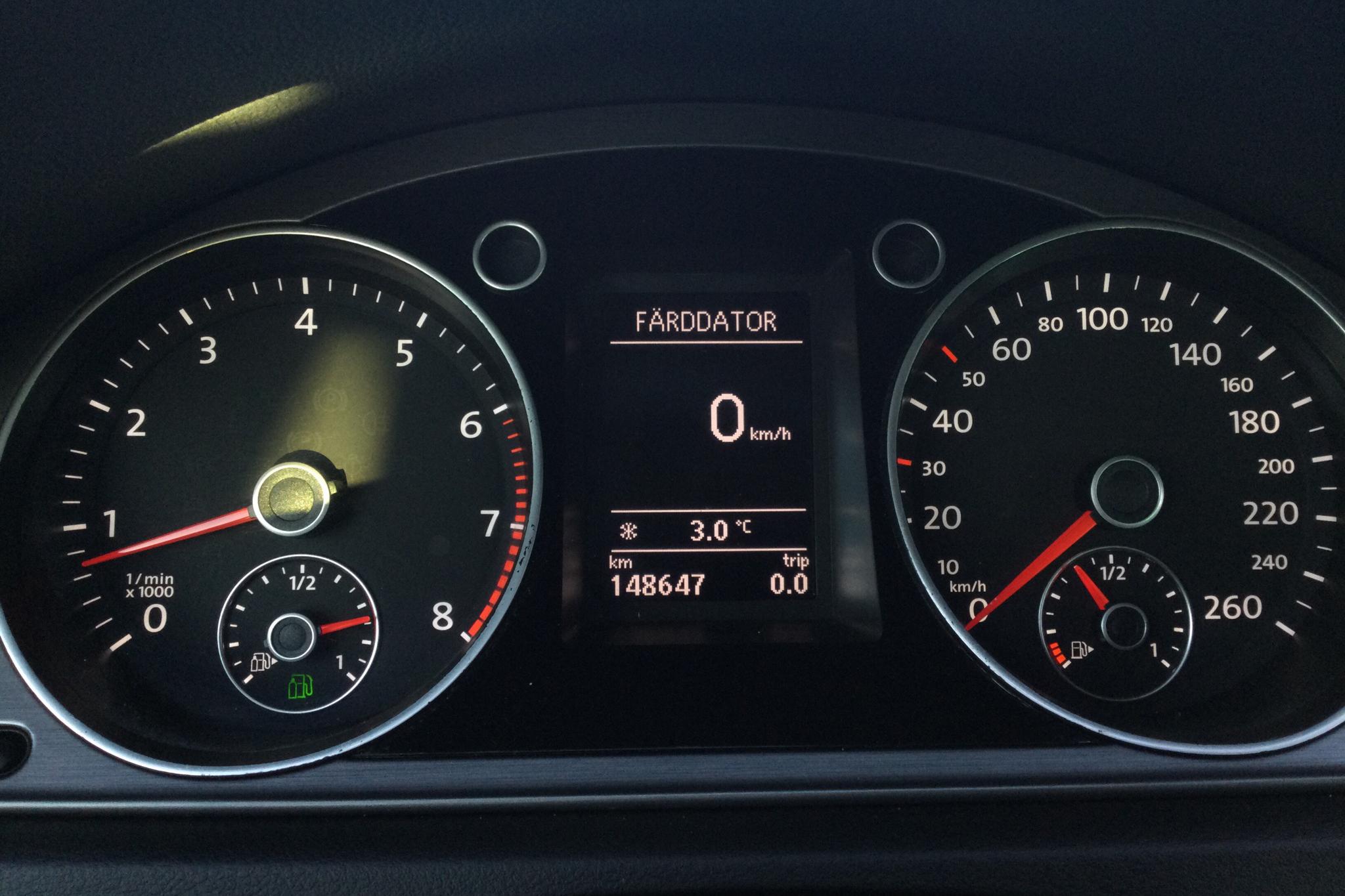 VW Passat 1.4 TSI EcoFuel Variant (150hk) - 148 650 km - Automatic - red - 2013