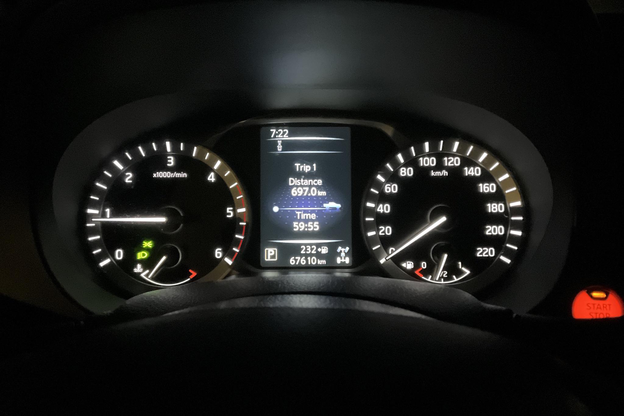 Nissan Navara 2.3 dCi 4WD (190hk) - 67 610 km - Automatic - silver - 2016