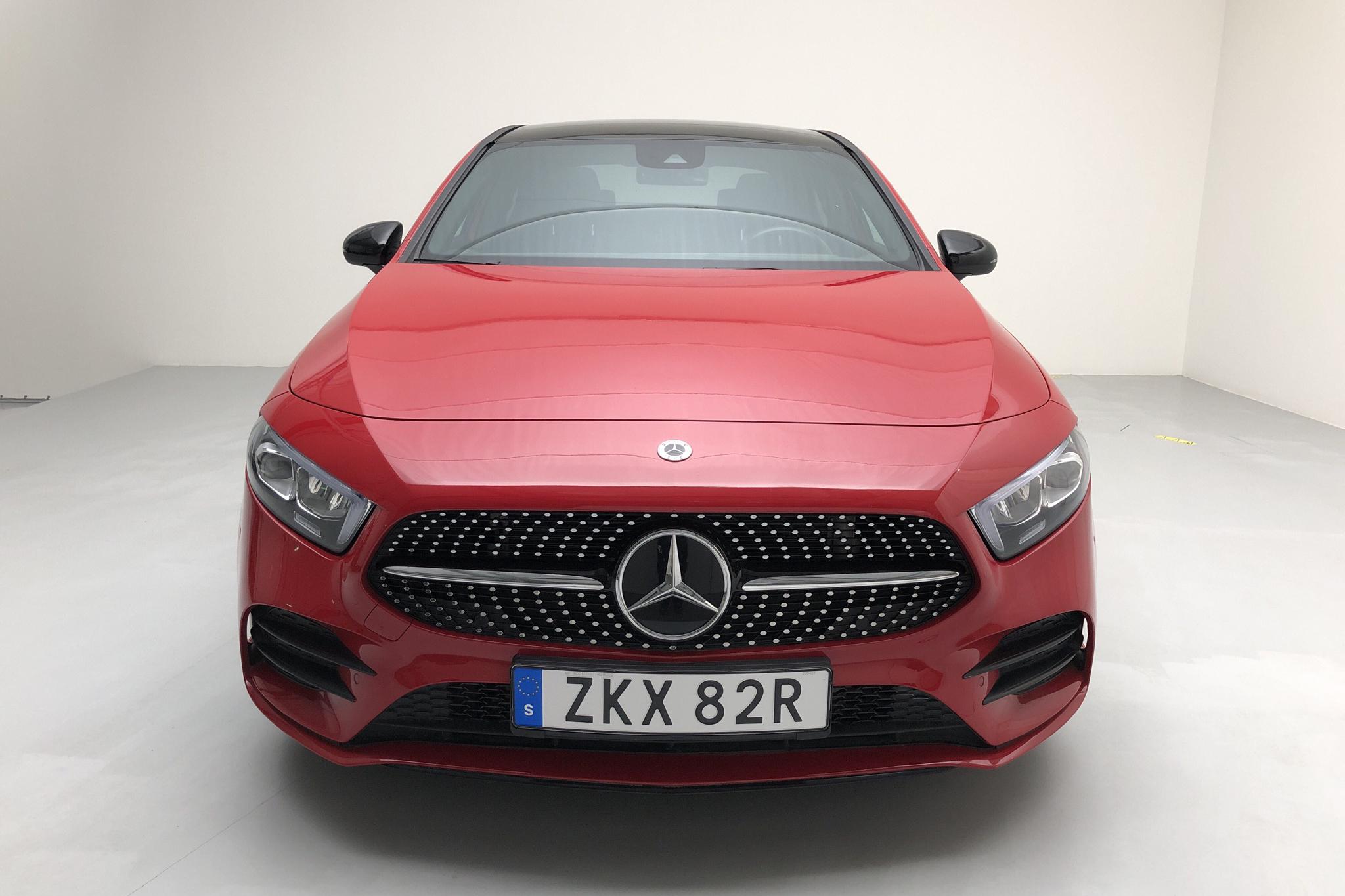 Mercedes A 180 d Sedan V177 (116hk) - 2 670 mil - Automat - röd - 2019