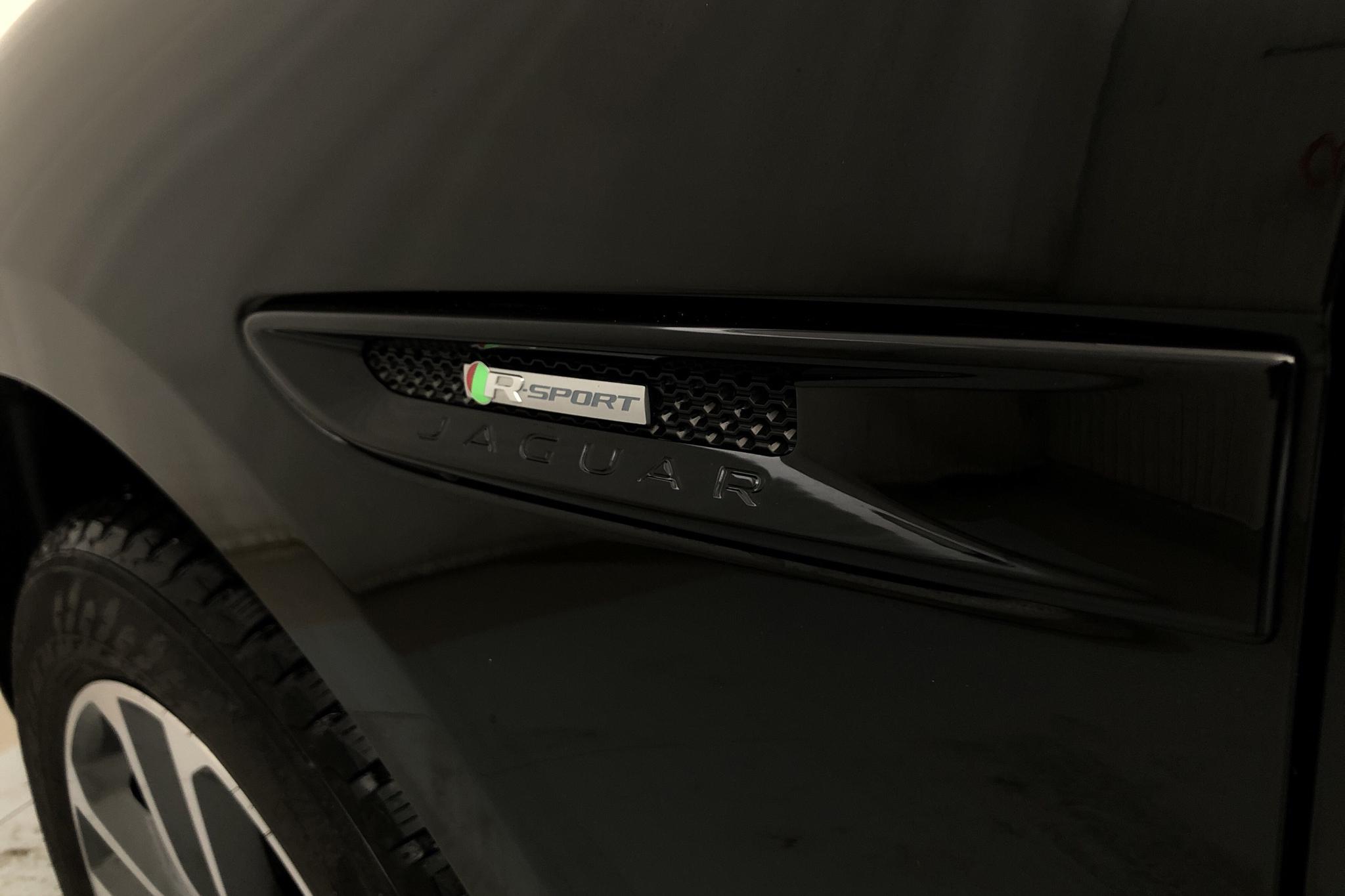 Jaguar F-Pace 3.0D V6 AWD (300hk) - 11 529 mil - Automat - svart - 2018