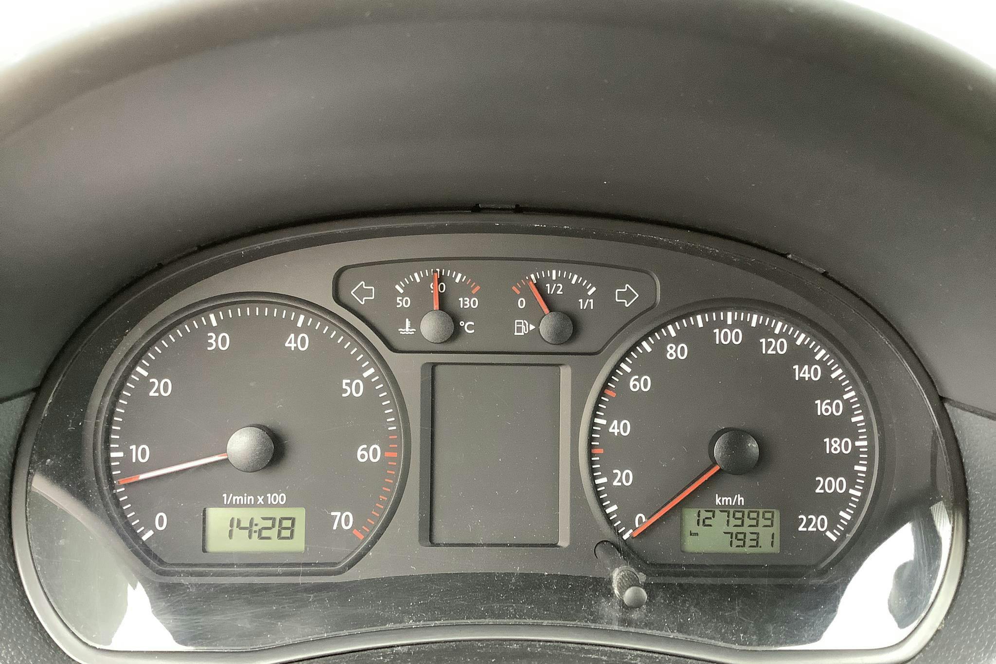 polo vivo 2006