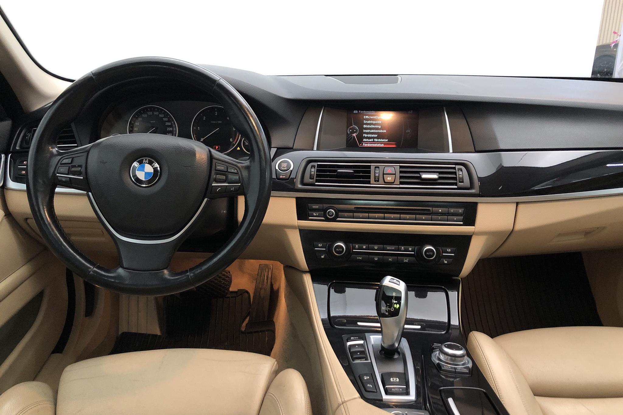BMW 530d xDrive Touring, F11 (258hk) - 187 210 km - Automatic - silver - 2015