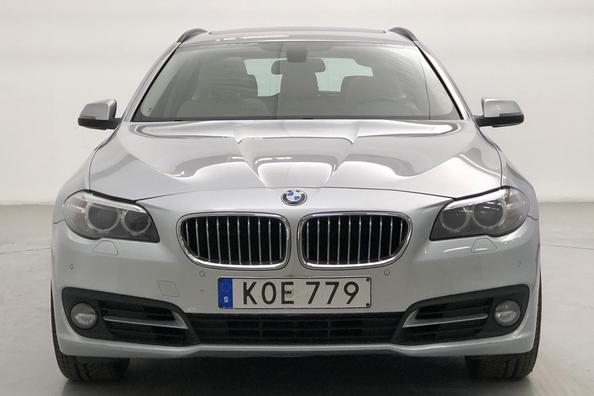 BMW 530d xDrive Touring, F11 (258hk) - 18 721 mil - Automat - silver - 2015