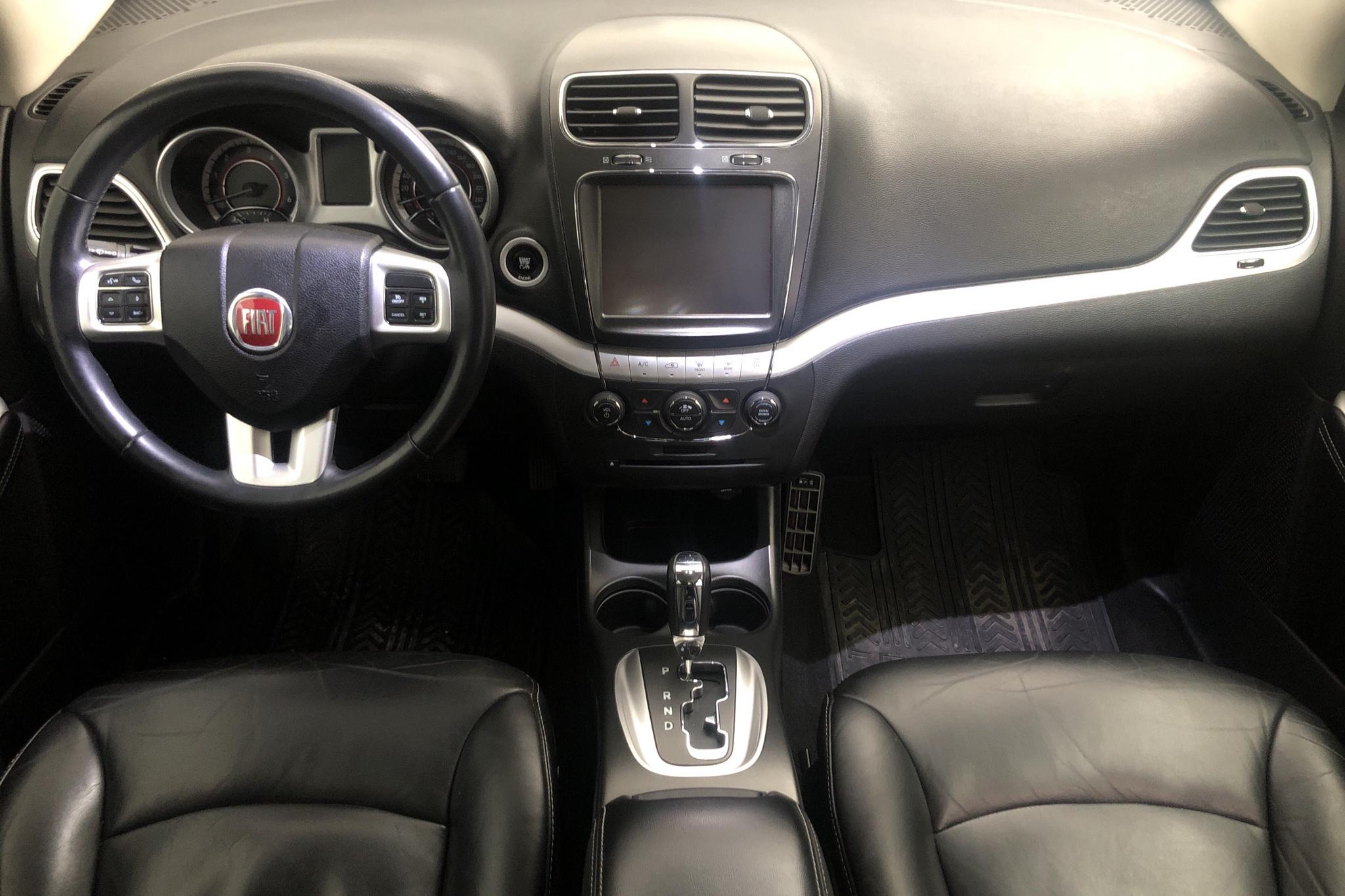 Fiat Freemont 2.0 Multijet AWD (170hk) - 110 840 km - Automatic - black - 2015
