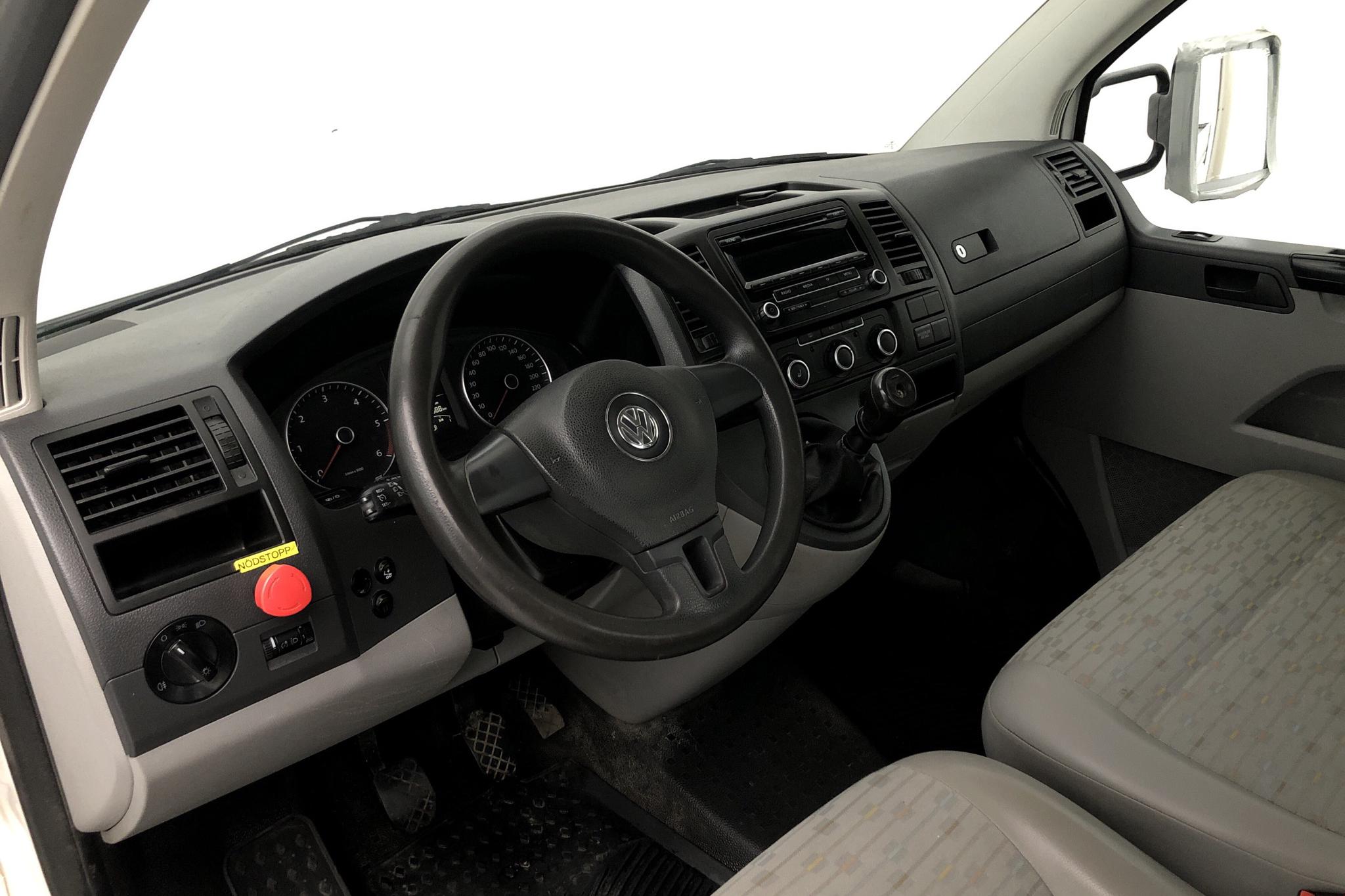 VW Transporter T5 2.0 TDI Pickup (102hk) - 85 990 km - Manual - green - 2013