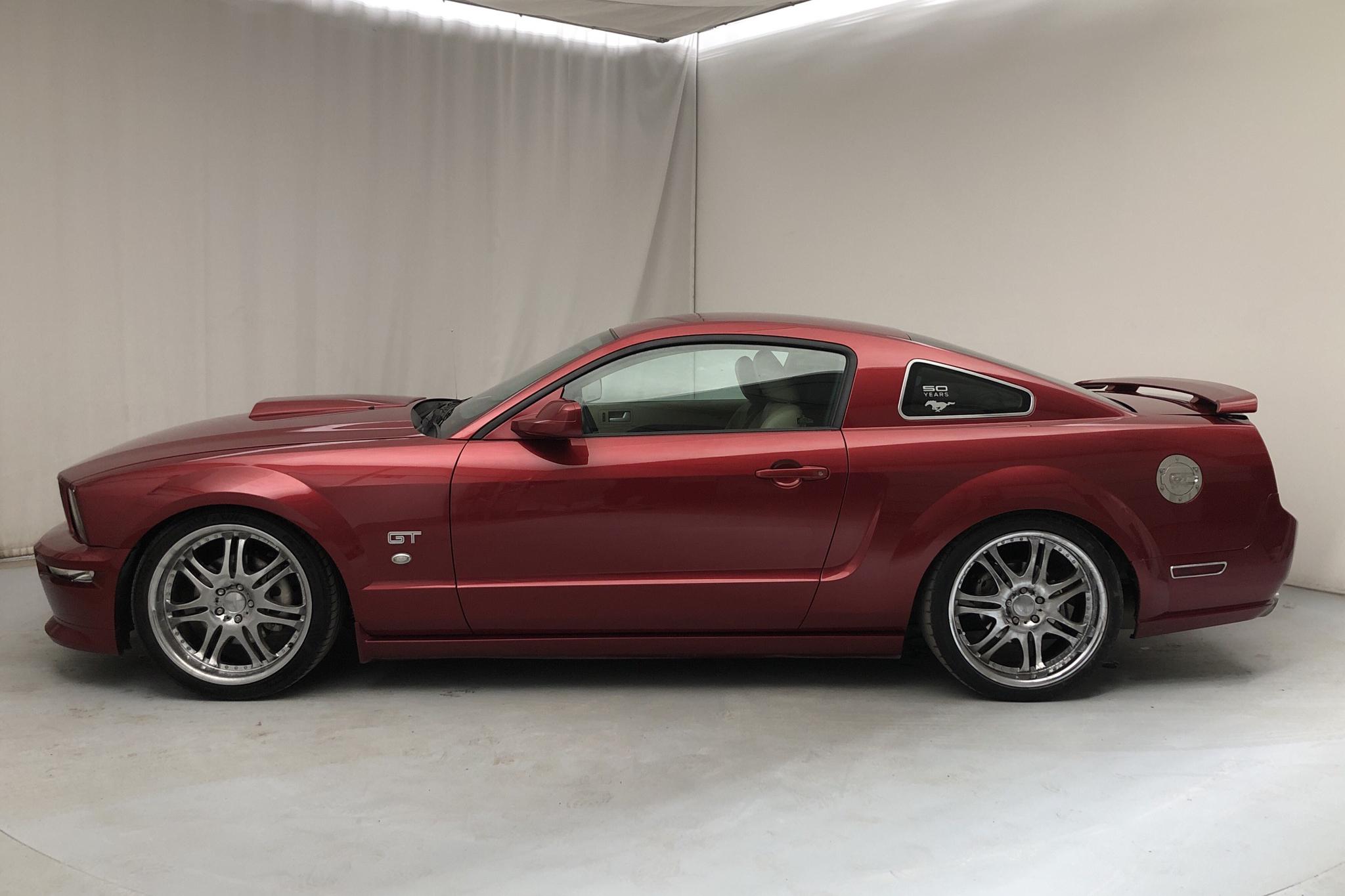 Ford Mustang GT 4.6 V8 Coupé (300hk) - 36 280 km - Automatic - Dark Red - 2007