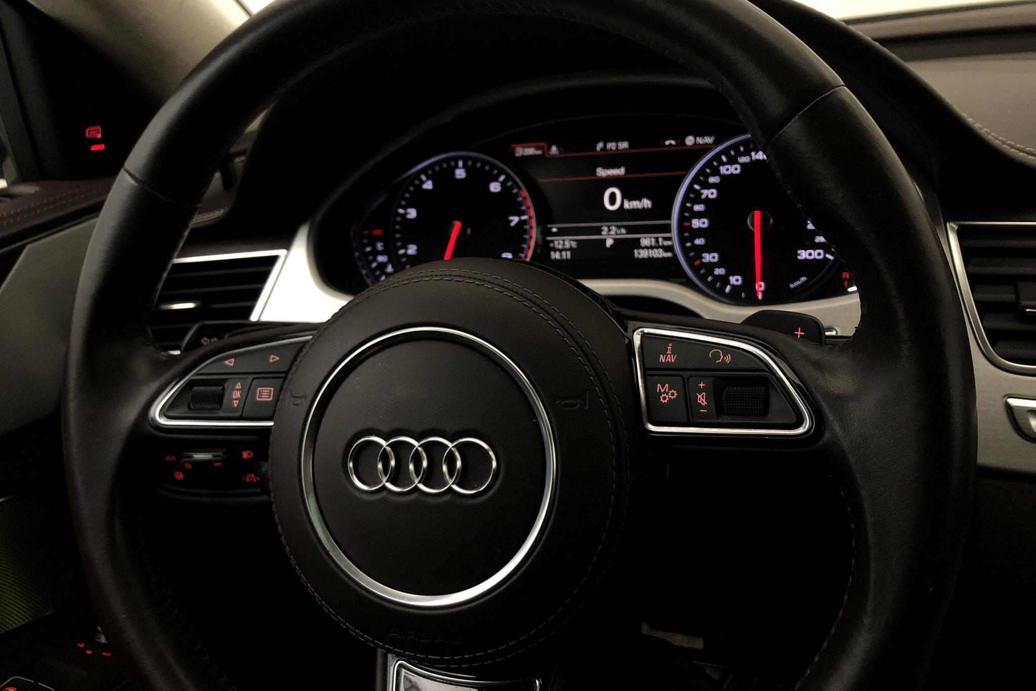 Audi A8 L 6.3 W12 quattro (500hk) - 139 100 km - Automatic - black - 2012