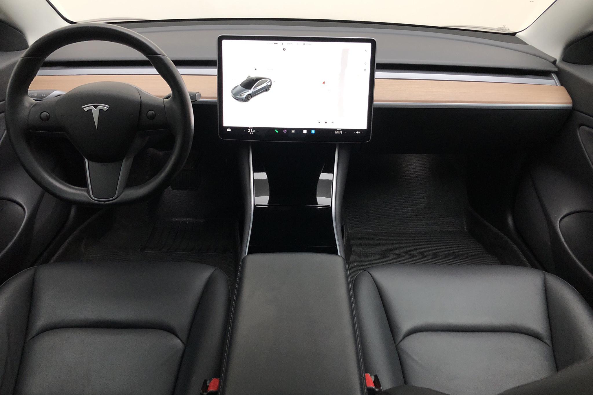 Tesla Model 3 Long Range Dual Motor AWD - 11 868 mil - Automat - grå - 2019