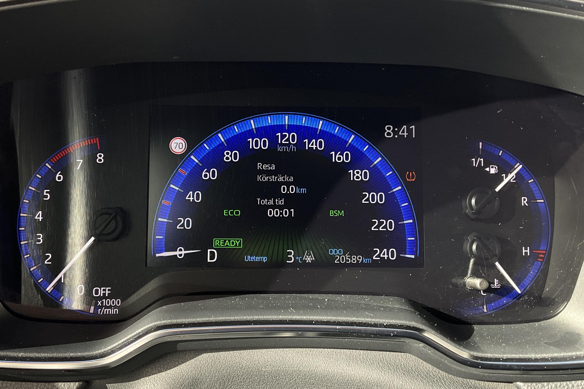 Toyota Corolla 2.0 Hybrid Touring Sports (184hk) - 2 058 mil - Automat - röd - 2019