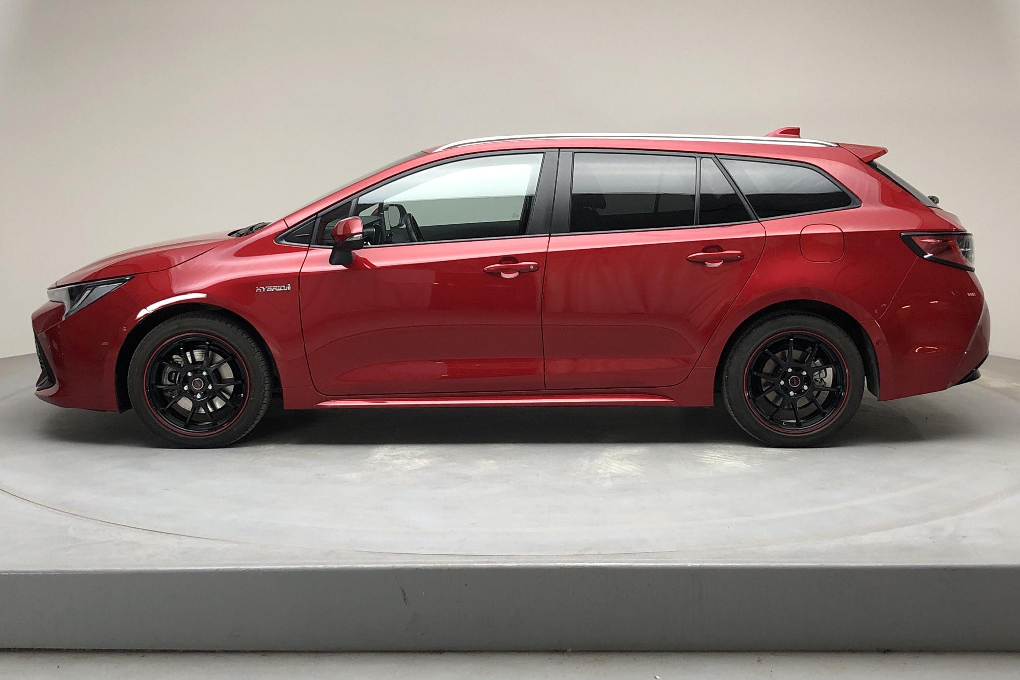 Toyota Corolla 2.0 Hybrid Touring Sports (184hk) - 20 580 km - Automatic - red - 2019