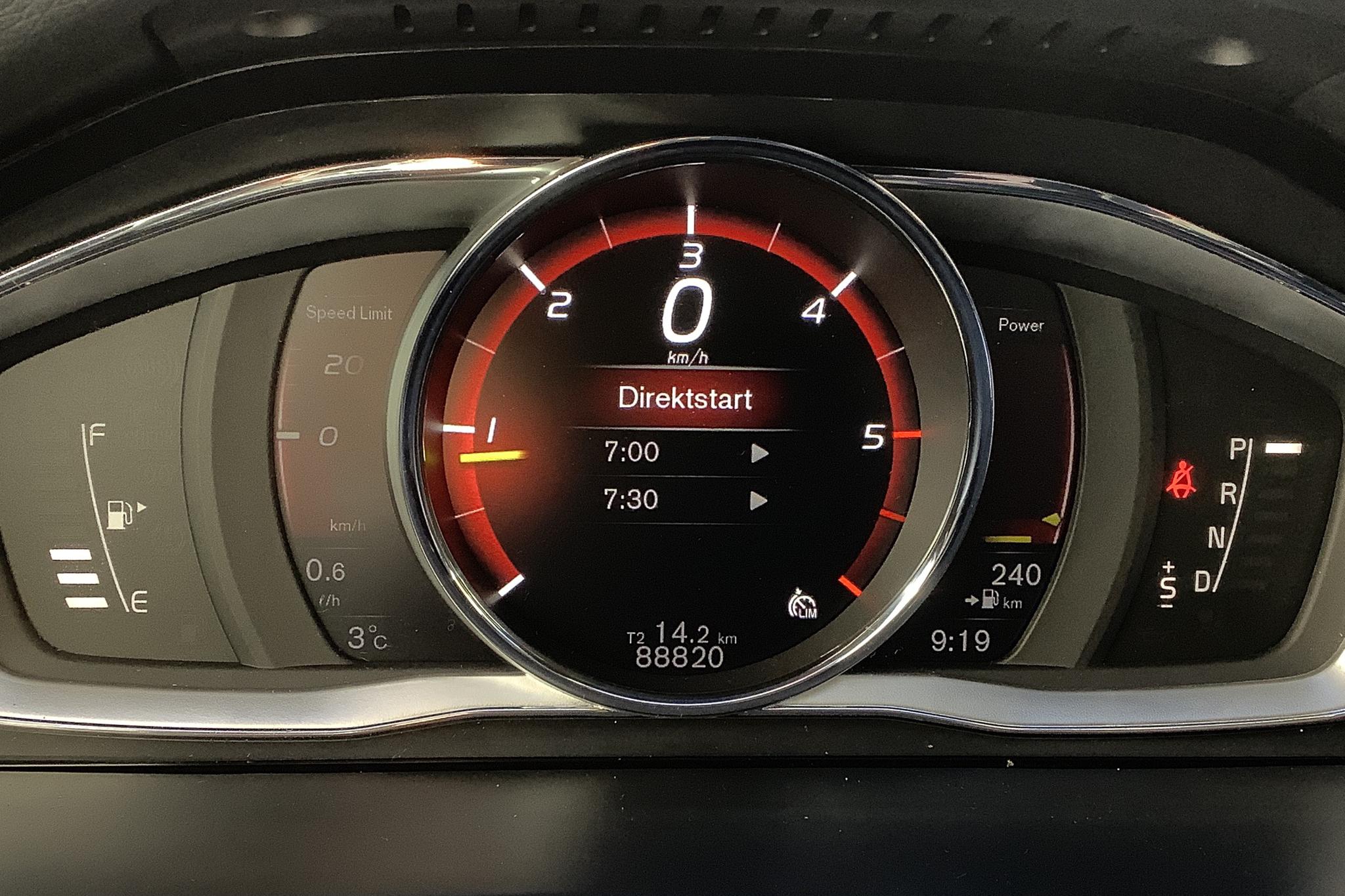 Volvo V60 D3 Cross Country (150hk) - 88 800 km - Automatic - gray - 2018