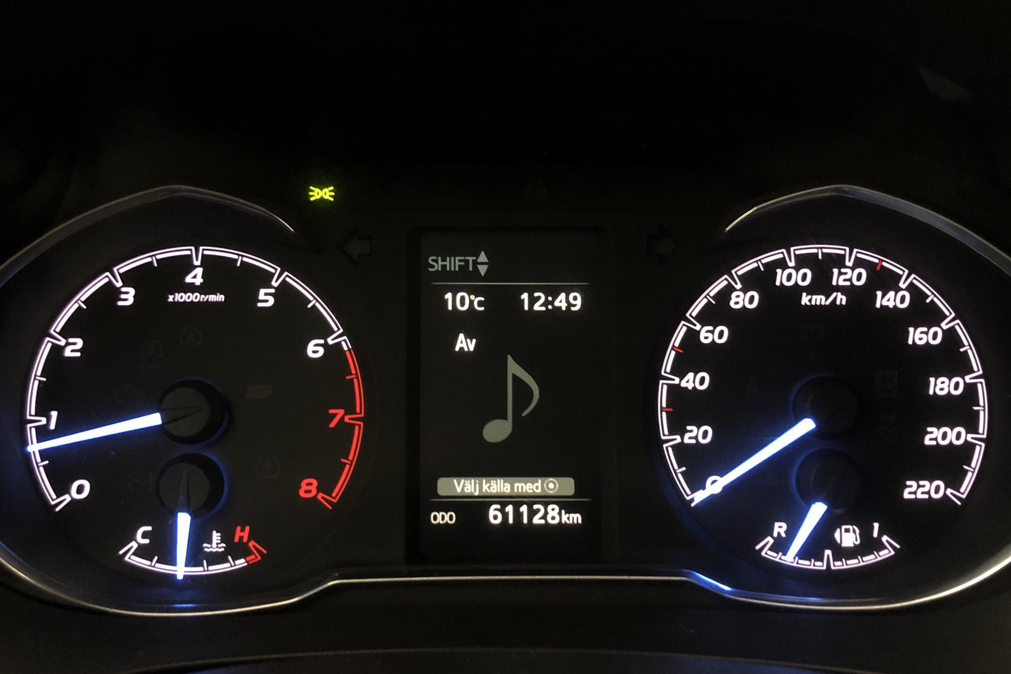 Toyota Yaris 1.5 5dr (111hk) - 6 113 mil - Manuell - röd - 2018