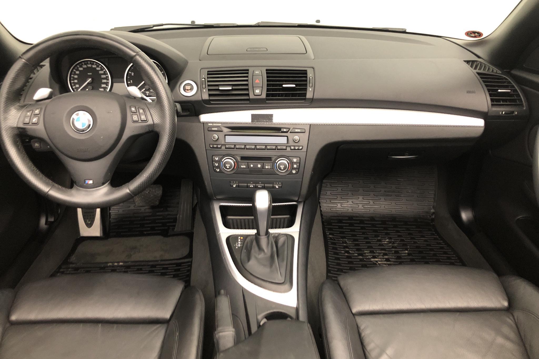 BMW 135i Cabriolet, E88 (306hk) - 47 630 km - Automatic - Light Grey - 2008