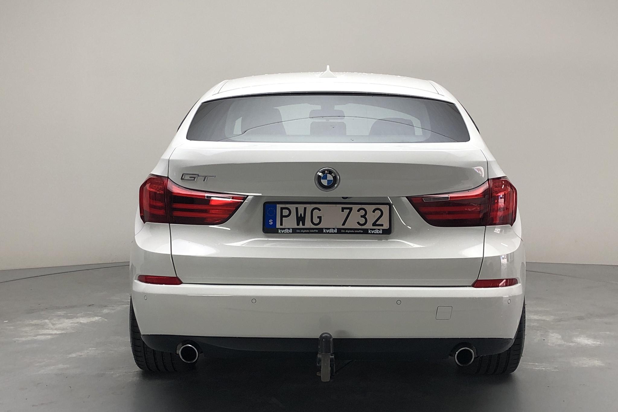 BMW 535d GT xDrive, F07 (313hk) - 18 799 mil - Automat - vit - 2014