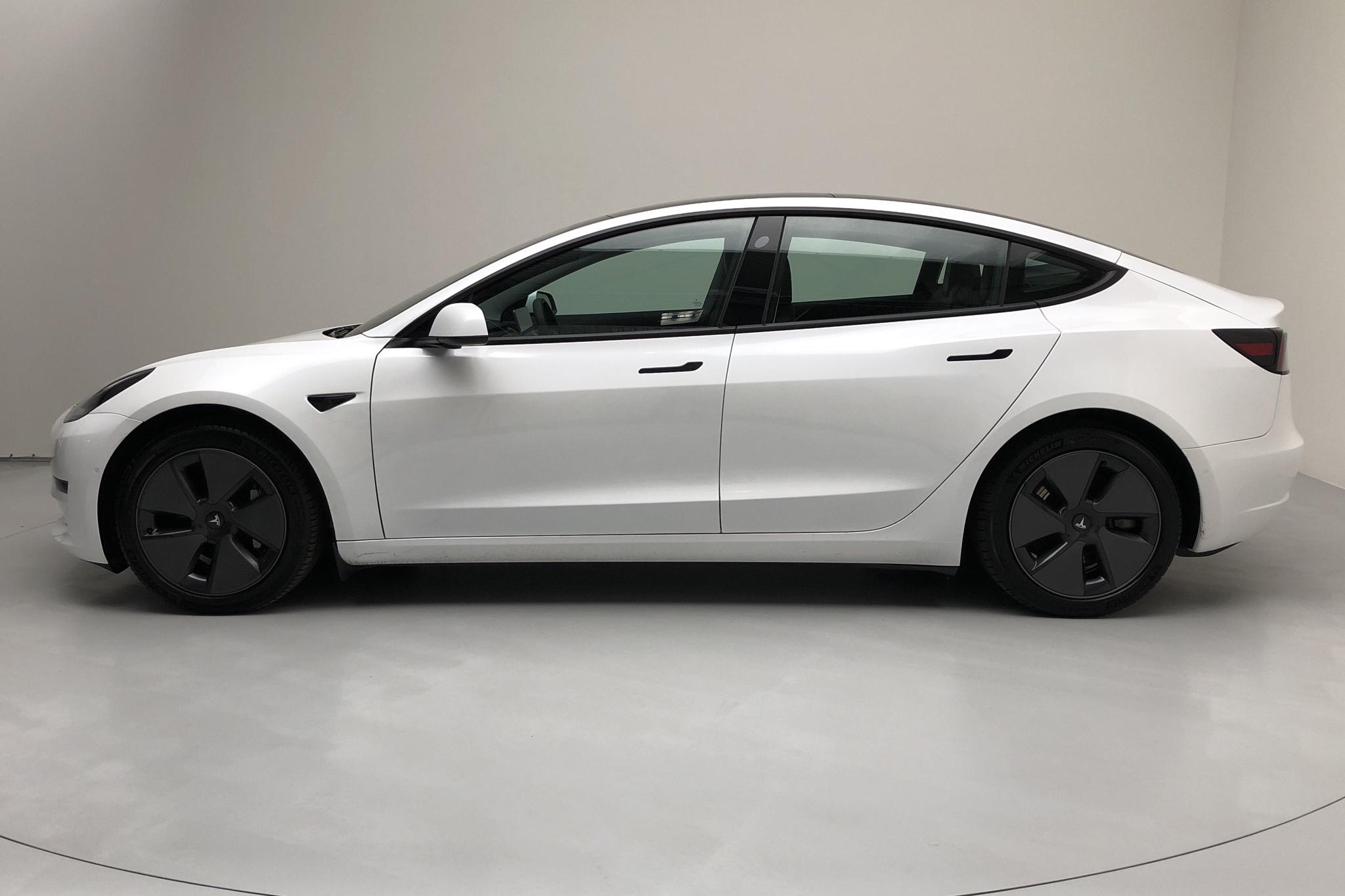 Tesla Model 3 Long Range Dual Motor AWD - 29 630 km - Automatic - white - 2021