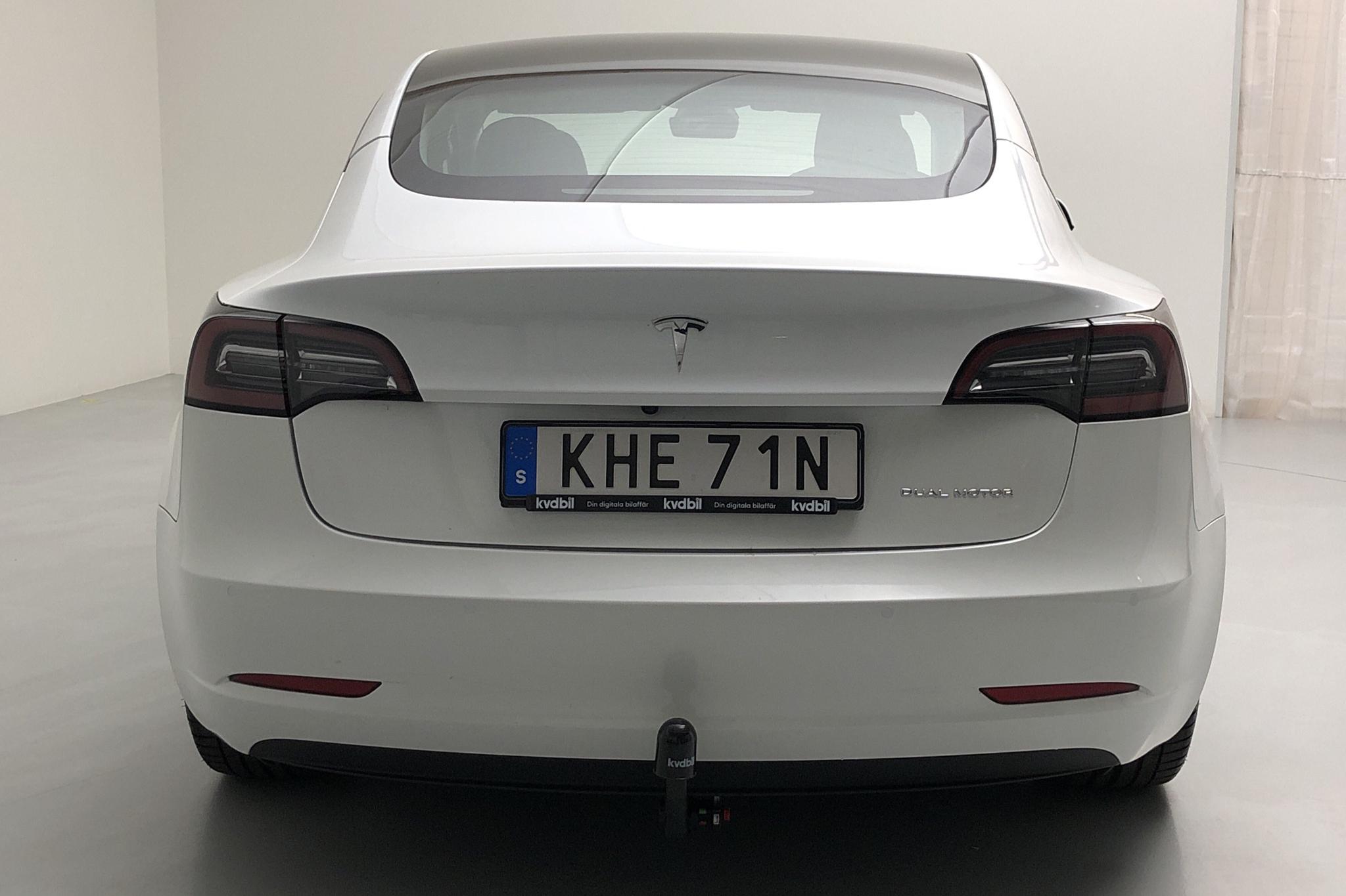 Tesla Model 3 Long Range Dual Motor AWD - 2 963 mil - Automat - vit - 2021