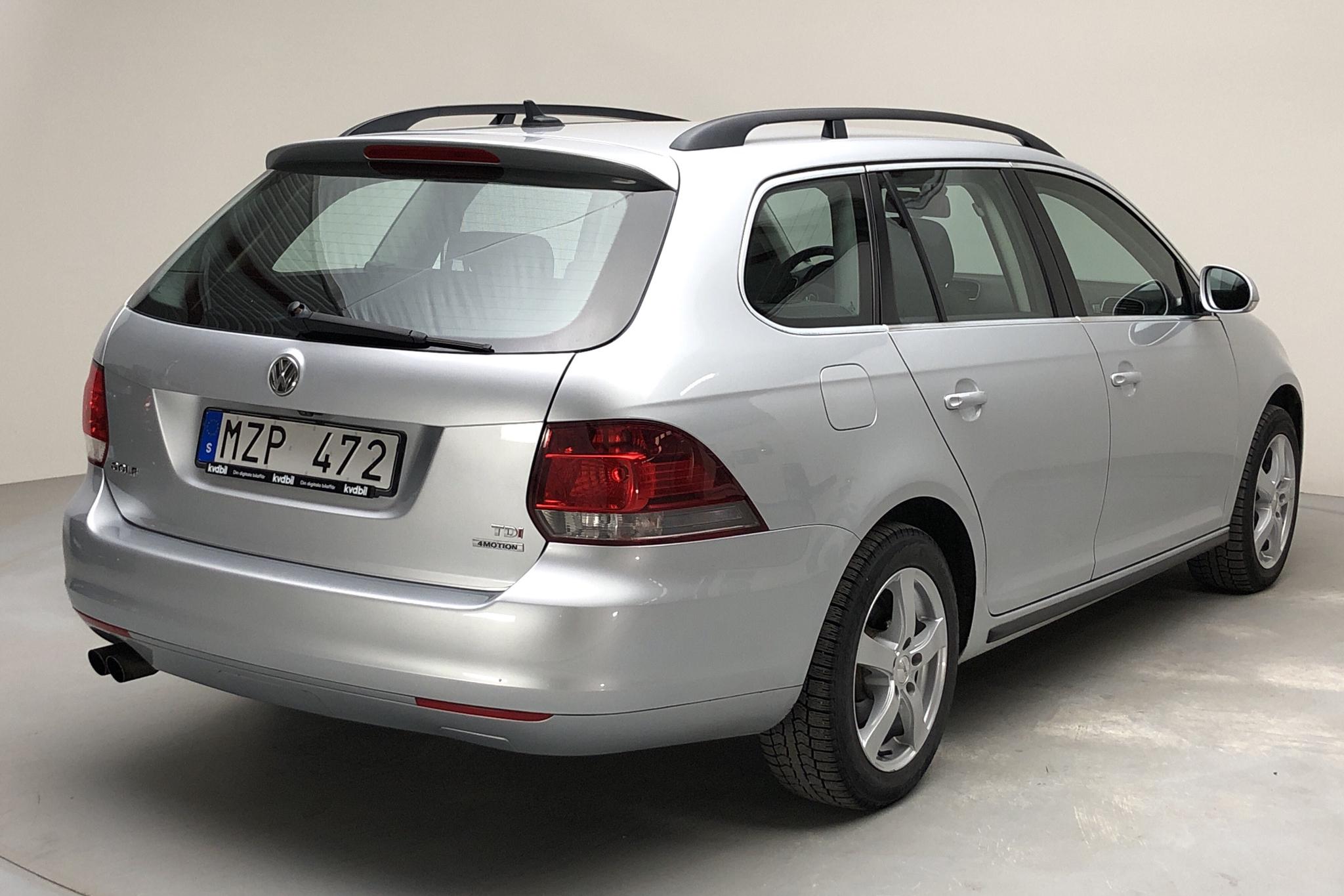 VW Golf VI 1.6 TDI Variant 4motion (105hk) - 8 974 mil - Manuell - silver - 2013