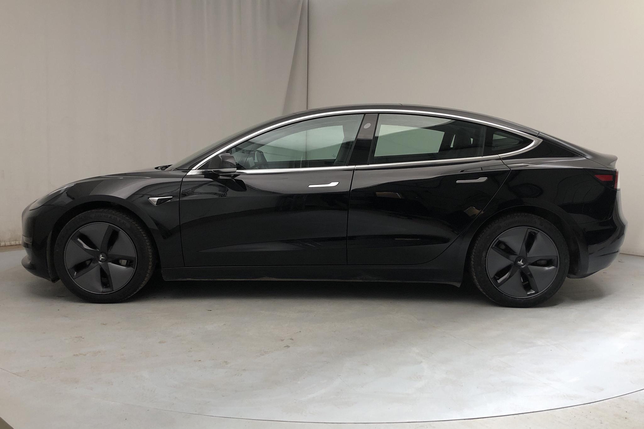 Tesla Model 3 Long Range Dual Motor AWD - 8 552 mil - Automat - svart - 2019