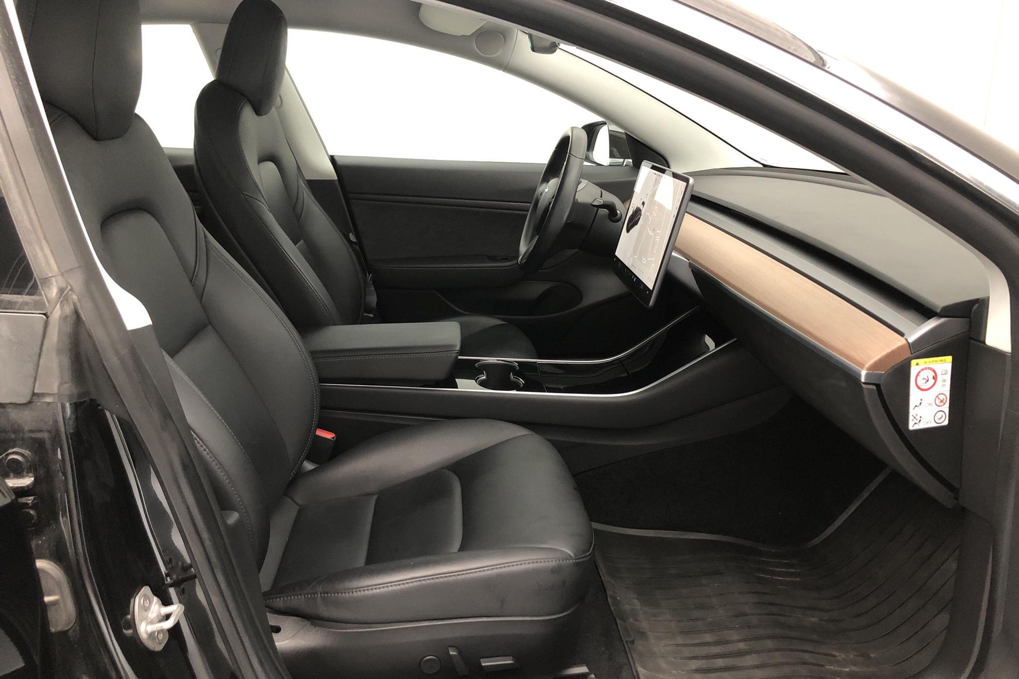 Tesla Model 3 Long Range Dual Motor AWD - 85 520 km - Automatic - black - 2019