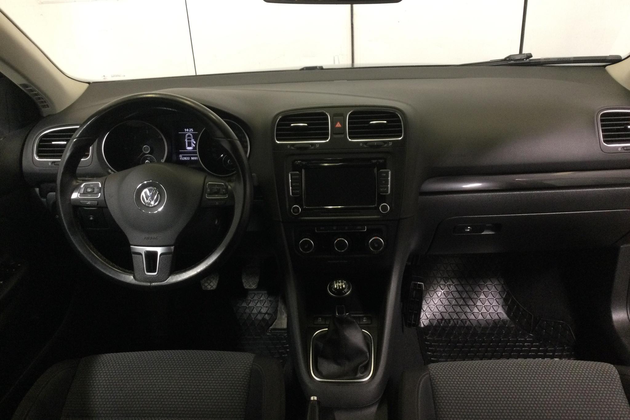 VW Golf VI 1.6 TDI BlueMotion Technology Variant (105hk) - 152 830 km - Manual - black - 2013