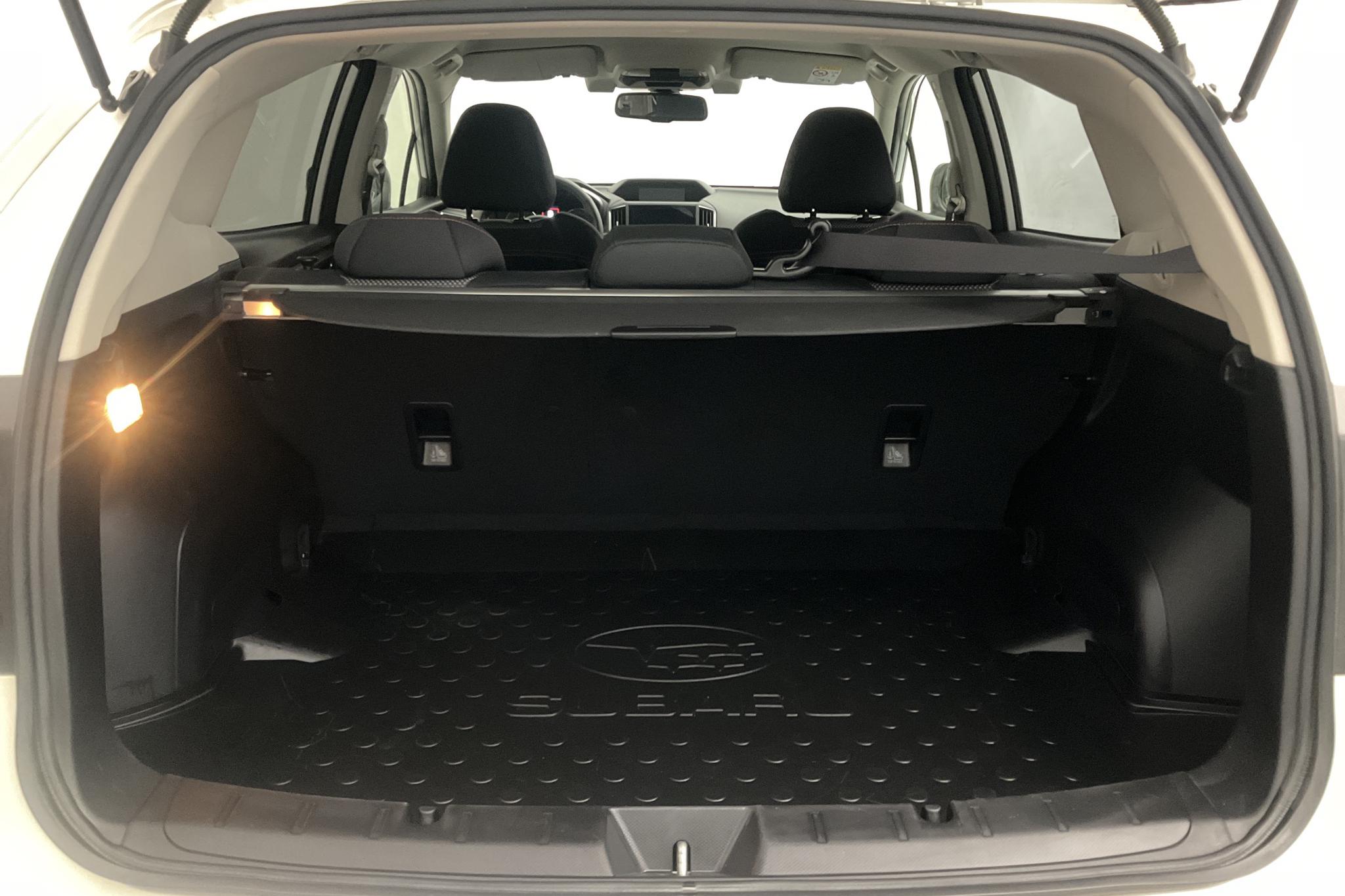 Subaru XV 2.0i (156hk) - 2 411 mil - Automat - vit - 2018