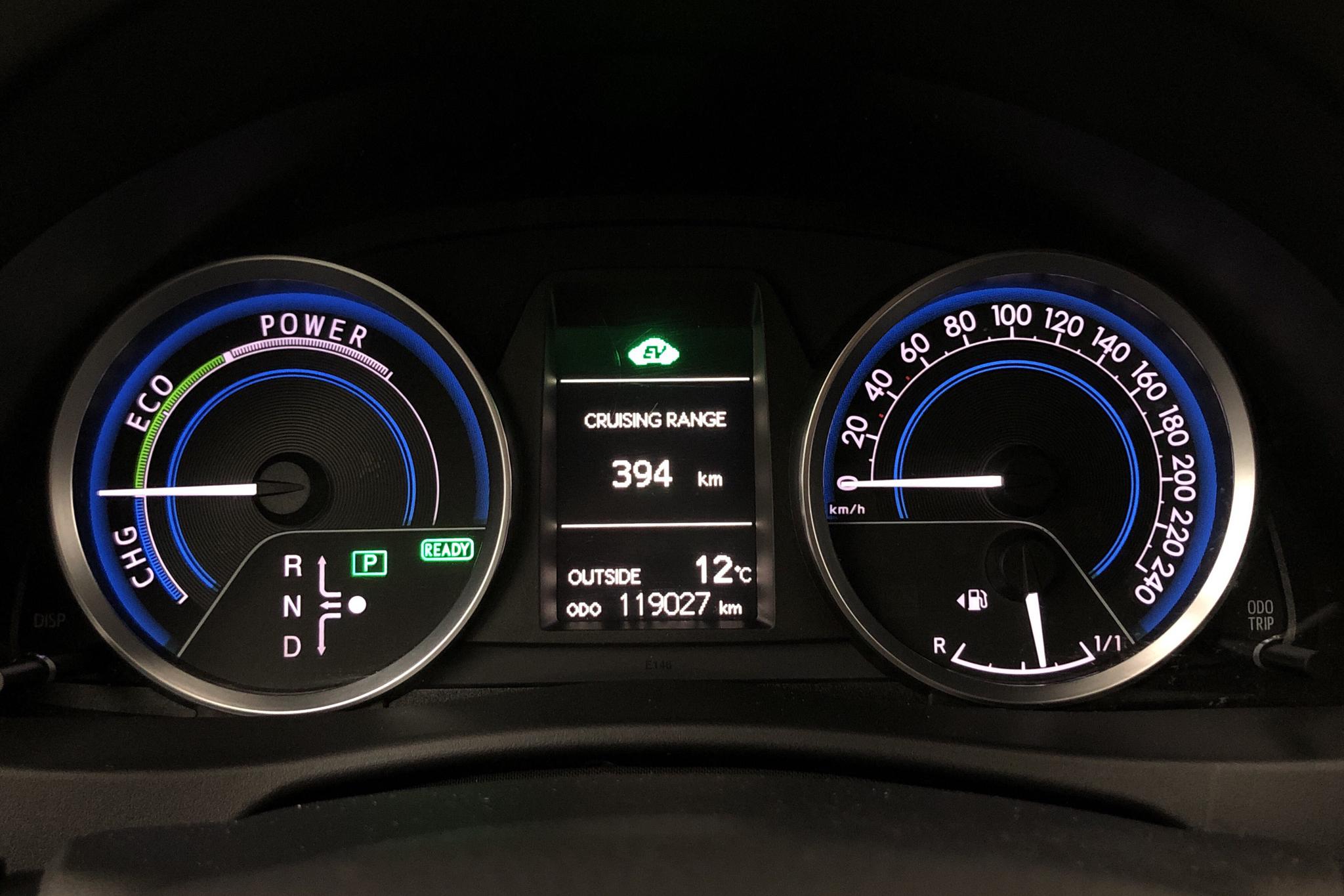 Toyota Auris 1.8 HSD Touring Sports (99hk) - 11 903 mil - Automat - vit - 2015