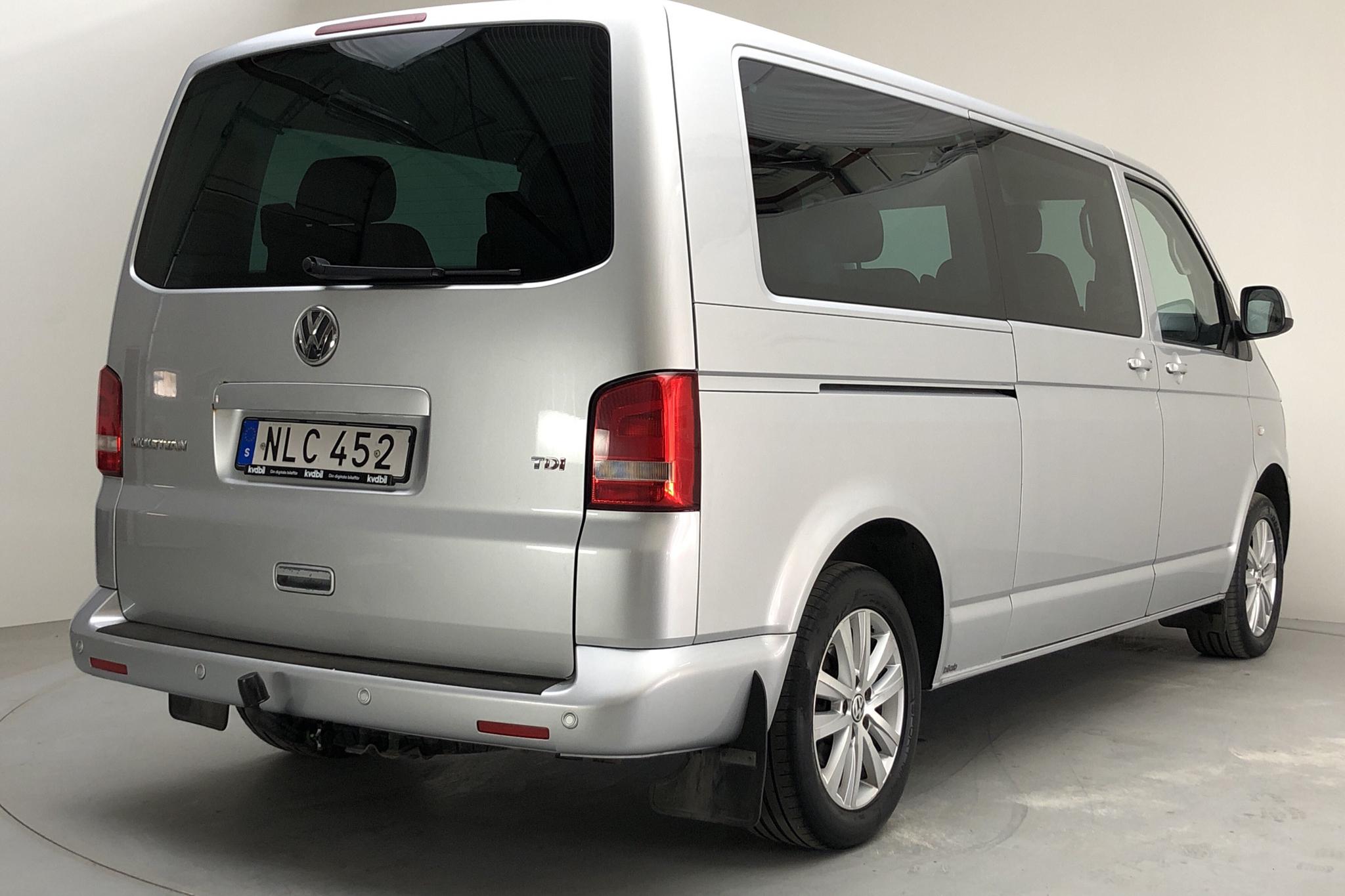 VW Multivan T5 2.0 TDI (180hk) - 24 970 mil - Automat - silver - 2012