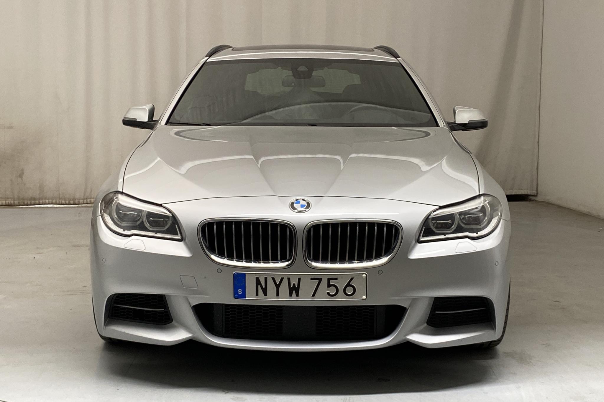 BMW 535d xDrive Touring, F11 (313hk) - 15 067 mil - Automat - silver - 2016