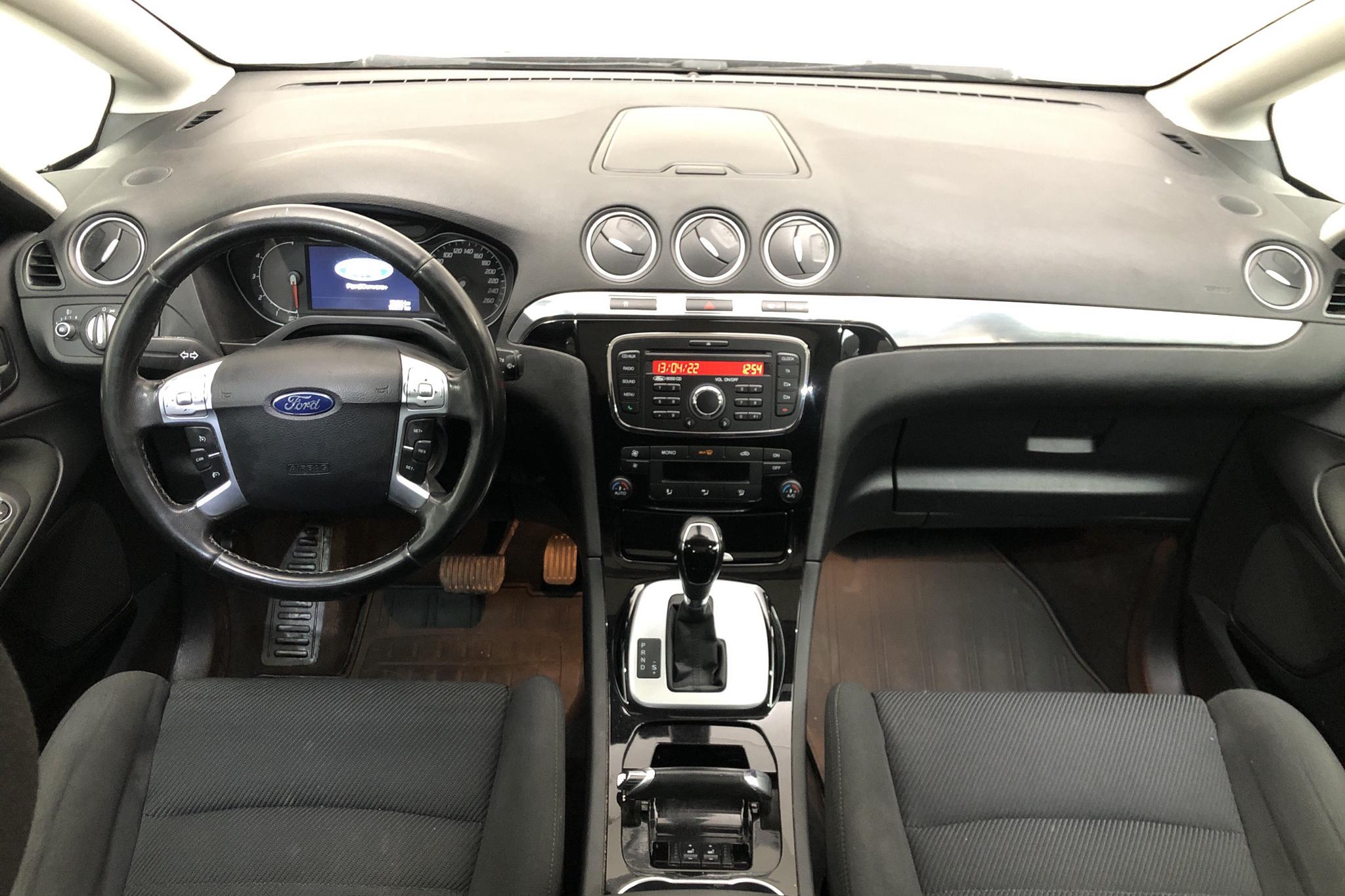 Ford S-MAX 2.0 Duratorq TDCi (140hk) - 166 230 km - Automatic - gray - 2011