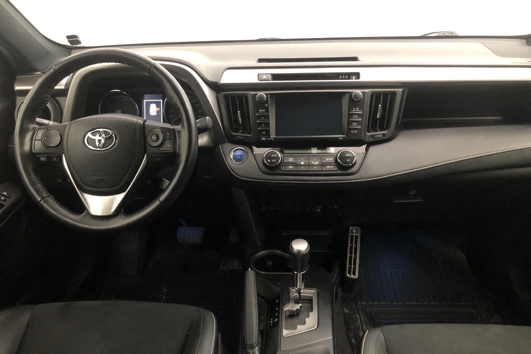 Toyota RAV4 2.5 HSD AWD (197hk) - 7 427 mil - Automat - vit - 2018