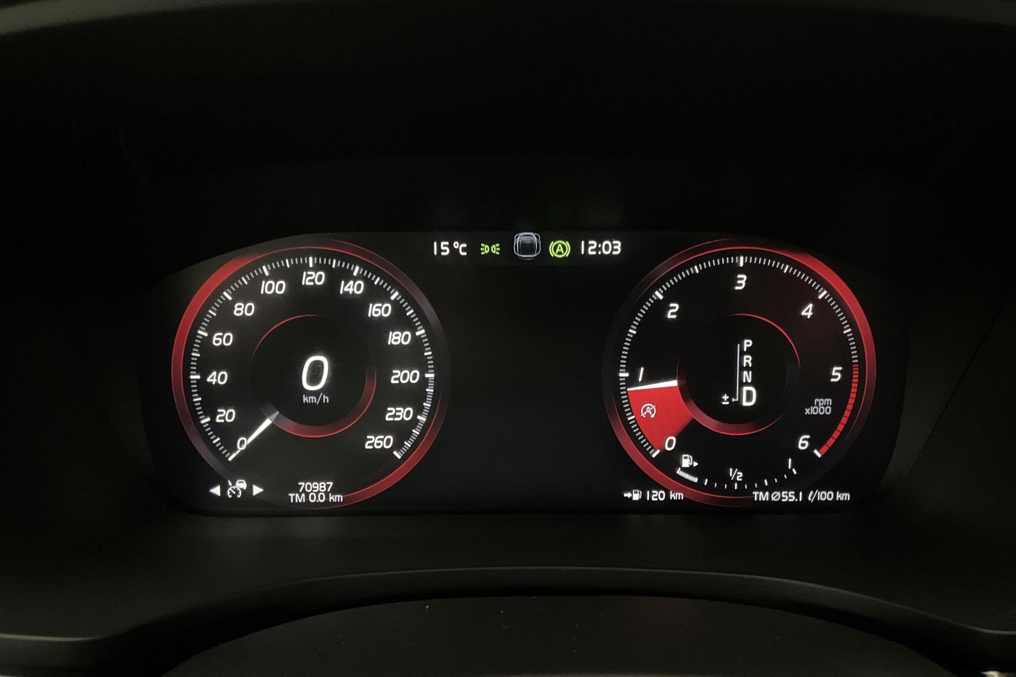 Volvo V60 D4 (190hk) - 7 099 mil - Automat - silver - 2019