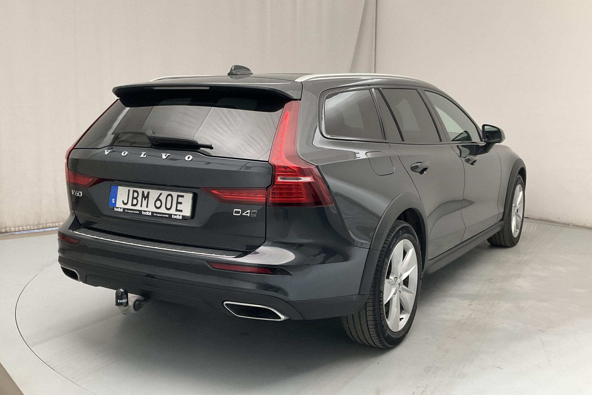Volvo V60 D4 Cross Country AWD (190hk) - 59 000 km - Automatic - gray - 2019