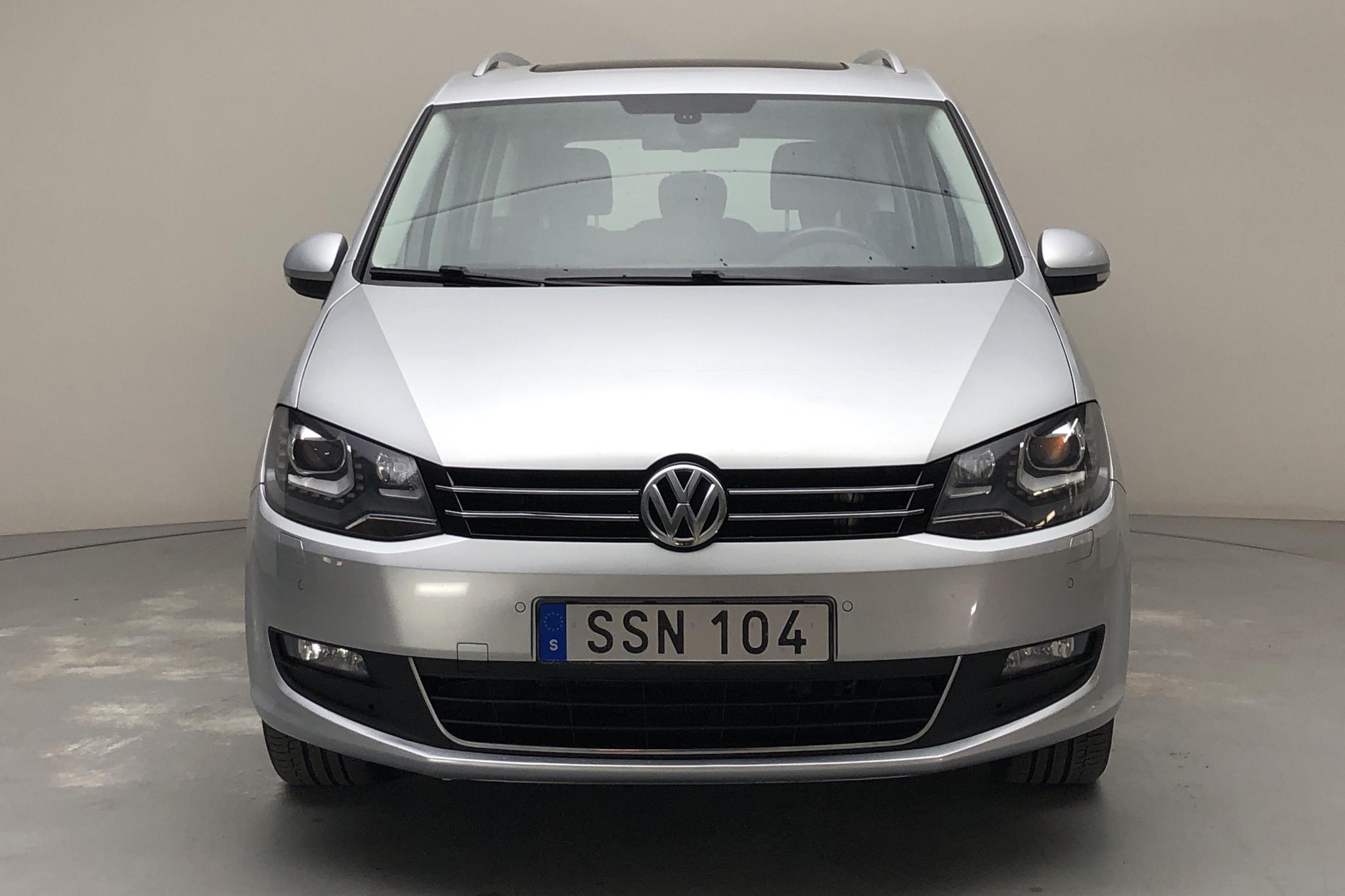VW Sharan 2.0 TDI BlueMotion Technology 4motion (140hk) - 265 450 km - Manual - silver - 2015