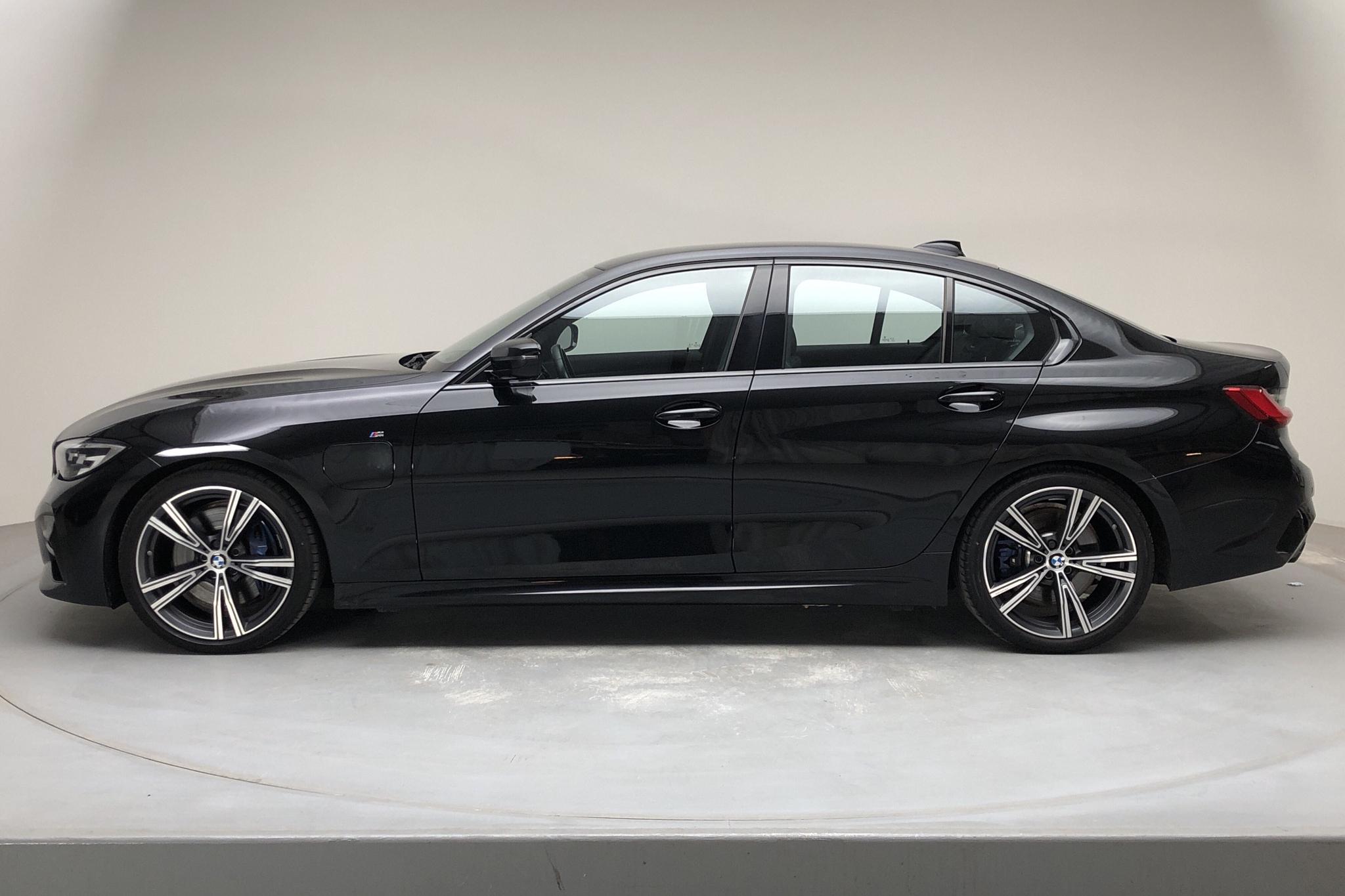 BMW 330e Sedan, G20 (292hk) - 26 280 km - Automatic - black - 2021