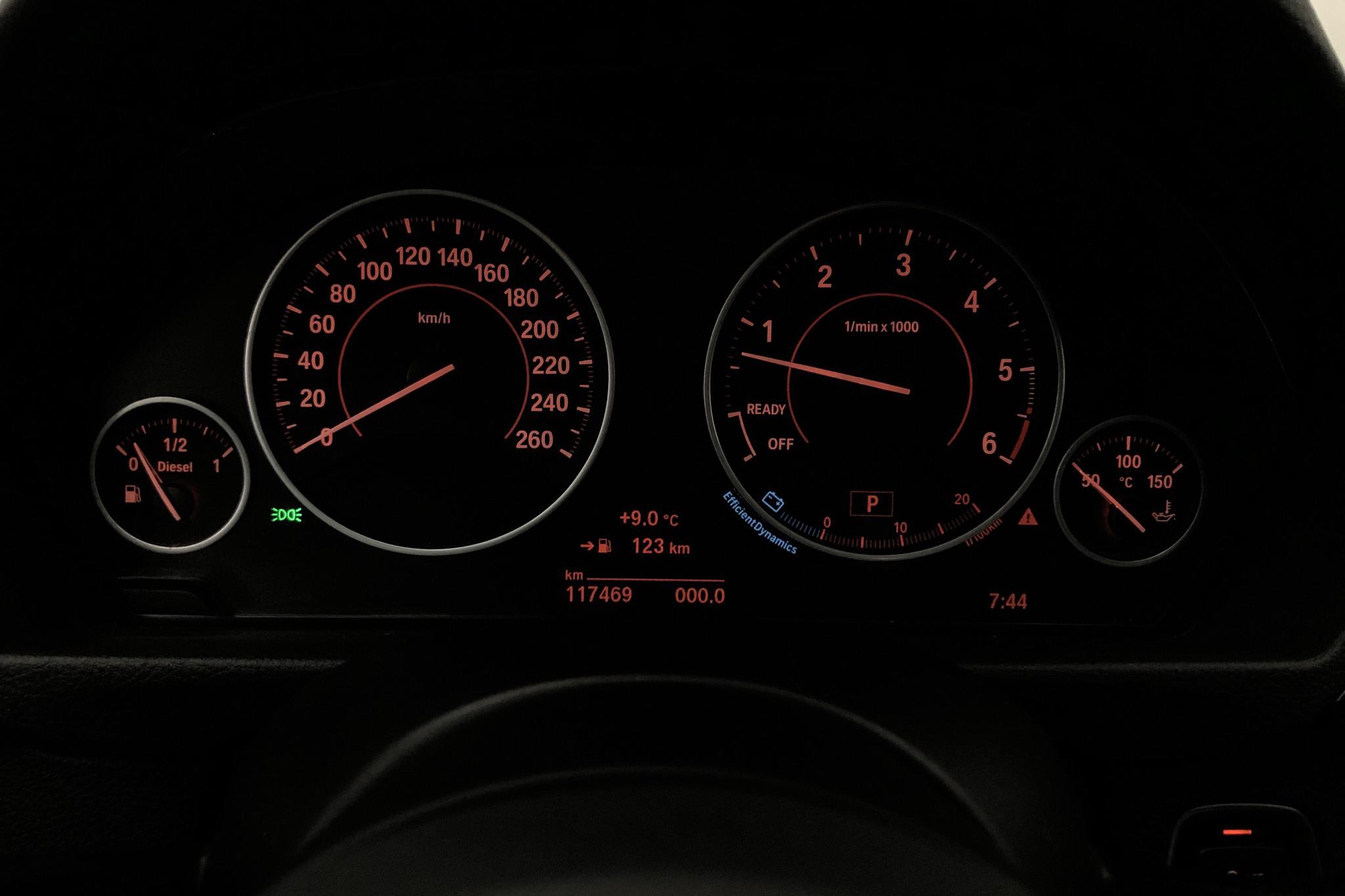 BMW 330d xDrive Touring, F31 (258hk) - 117 480 km - Automatic - white - 2016