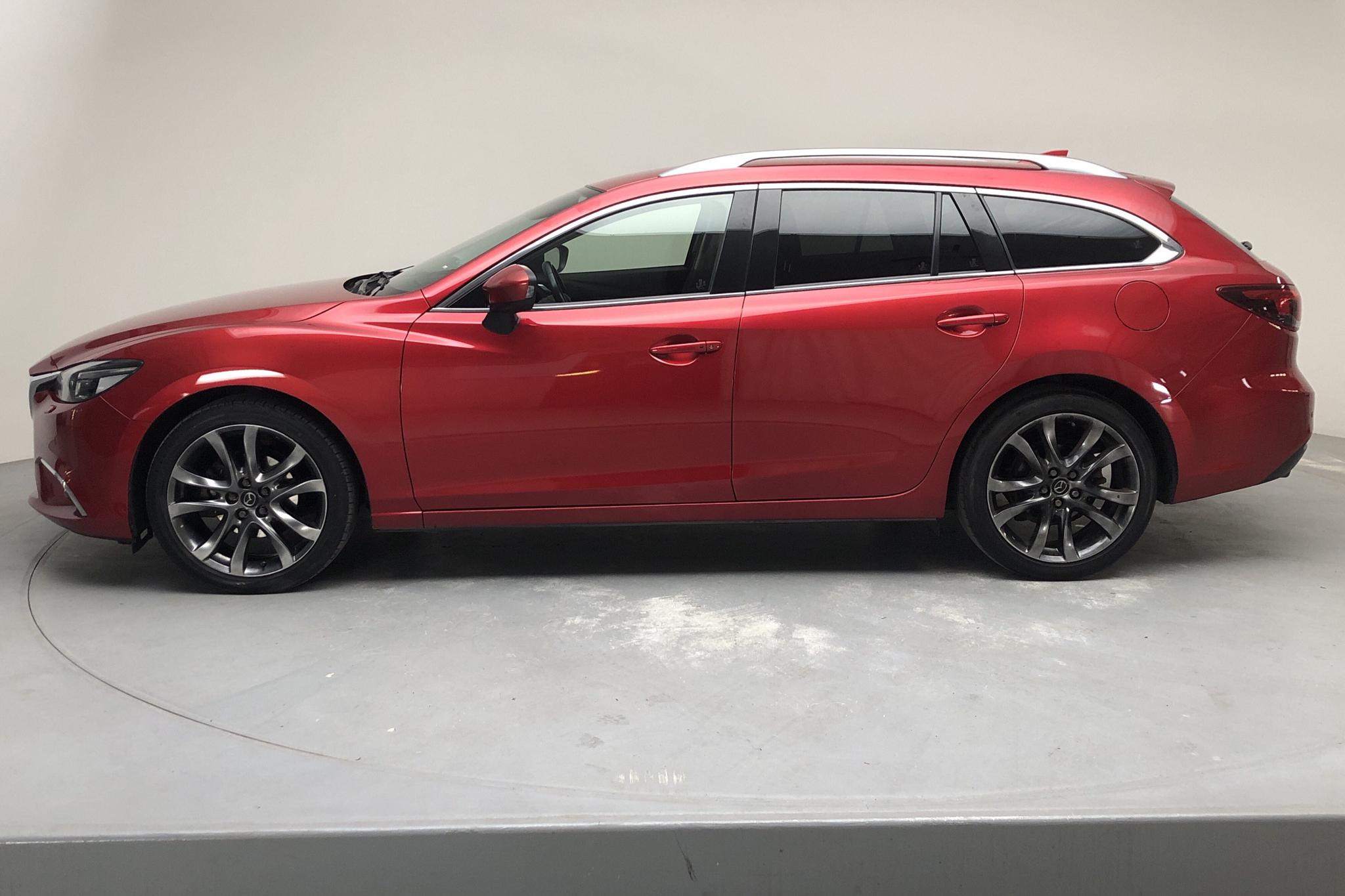 Mazda 6 2.2 DE Kombi AWD (175hk) - 11 325 mil - Automat - röd - 2016