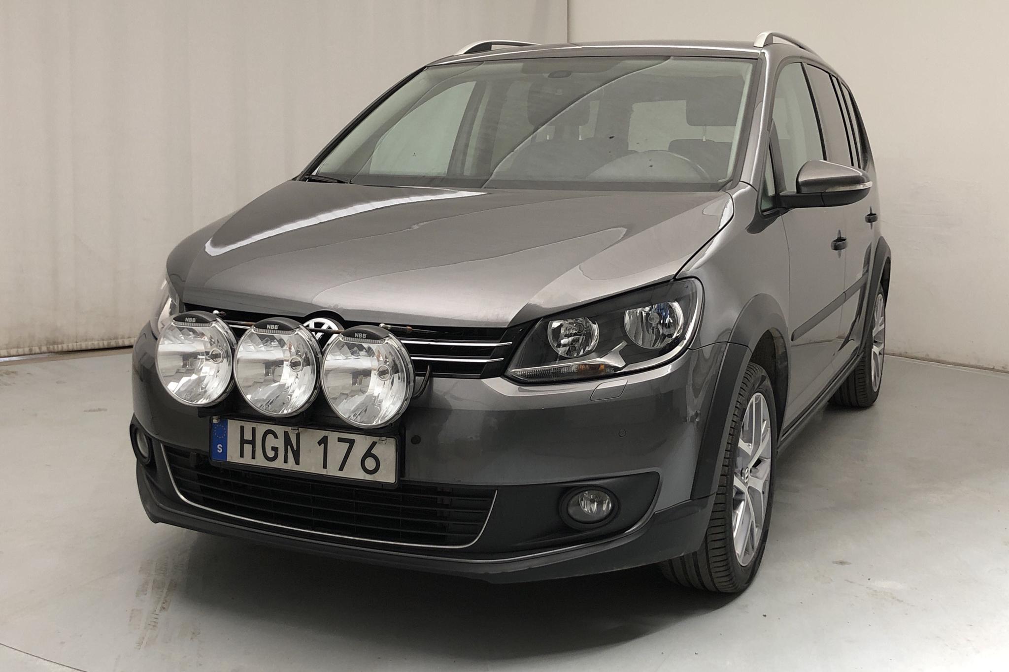 VW CrossTouran 1.4 TSI (140hk) - 145 600 km - Manual - Dark Grey - 2015