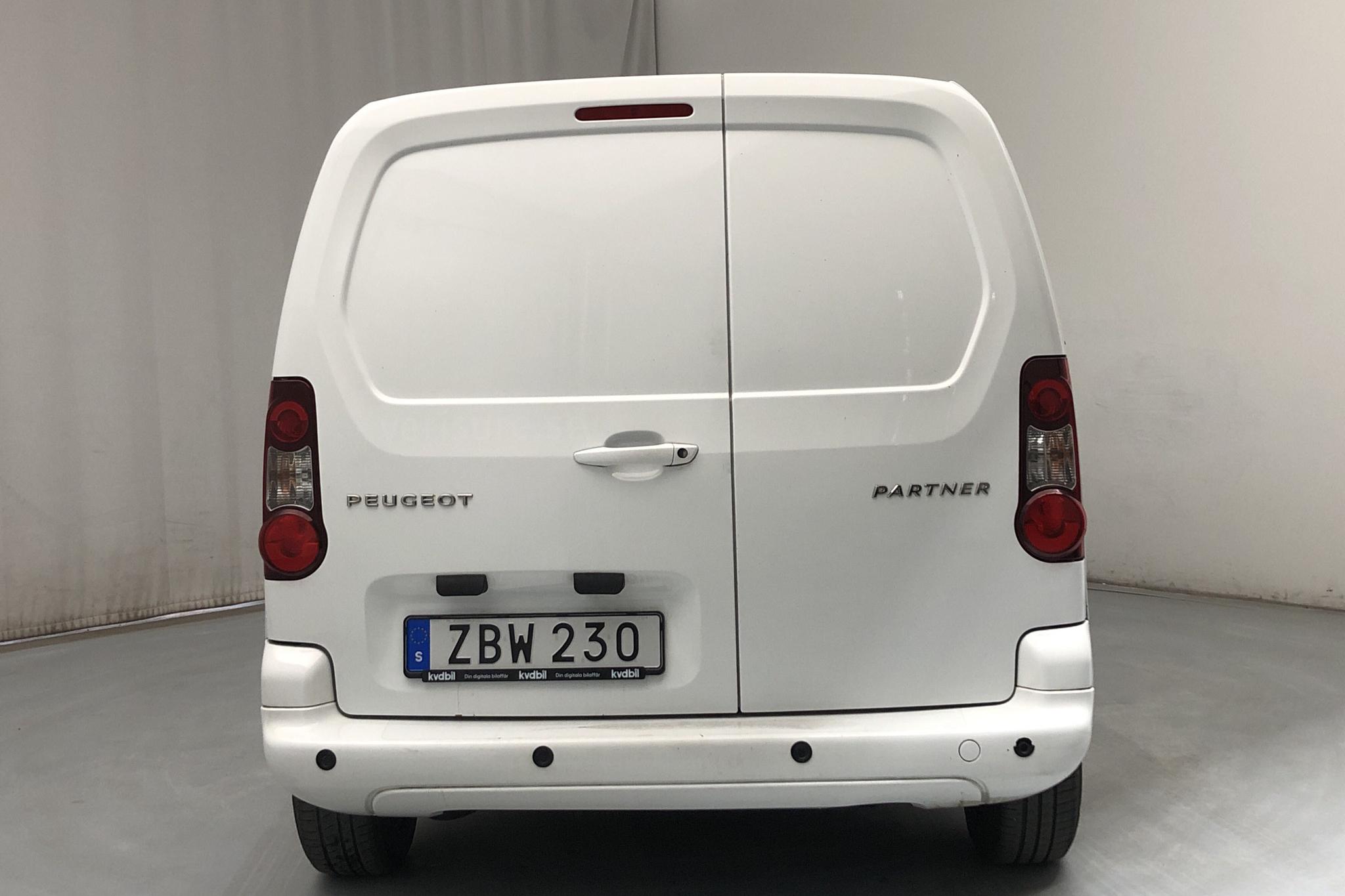 Peugeot Partner 1.6 BlueHDI Skåp (100hk) - 120 810 km - Automatic - white - 2018