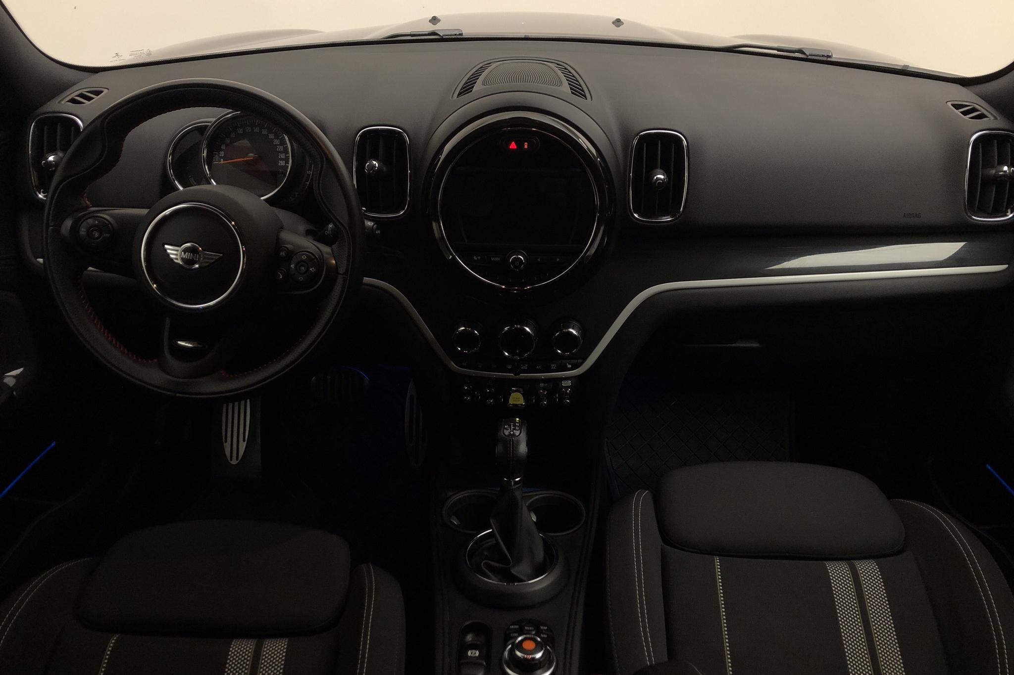 MINI Cooper S E ALL4 Countryman, F60 (224hk) - 97 750 km - Automatic - gray - 2018